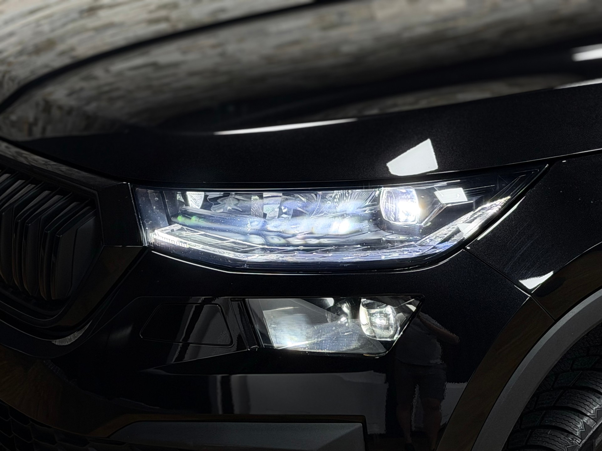 SKODA Kodiaq 2.0 TDI CR SportLine 4x4 DSG-image-6