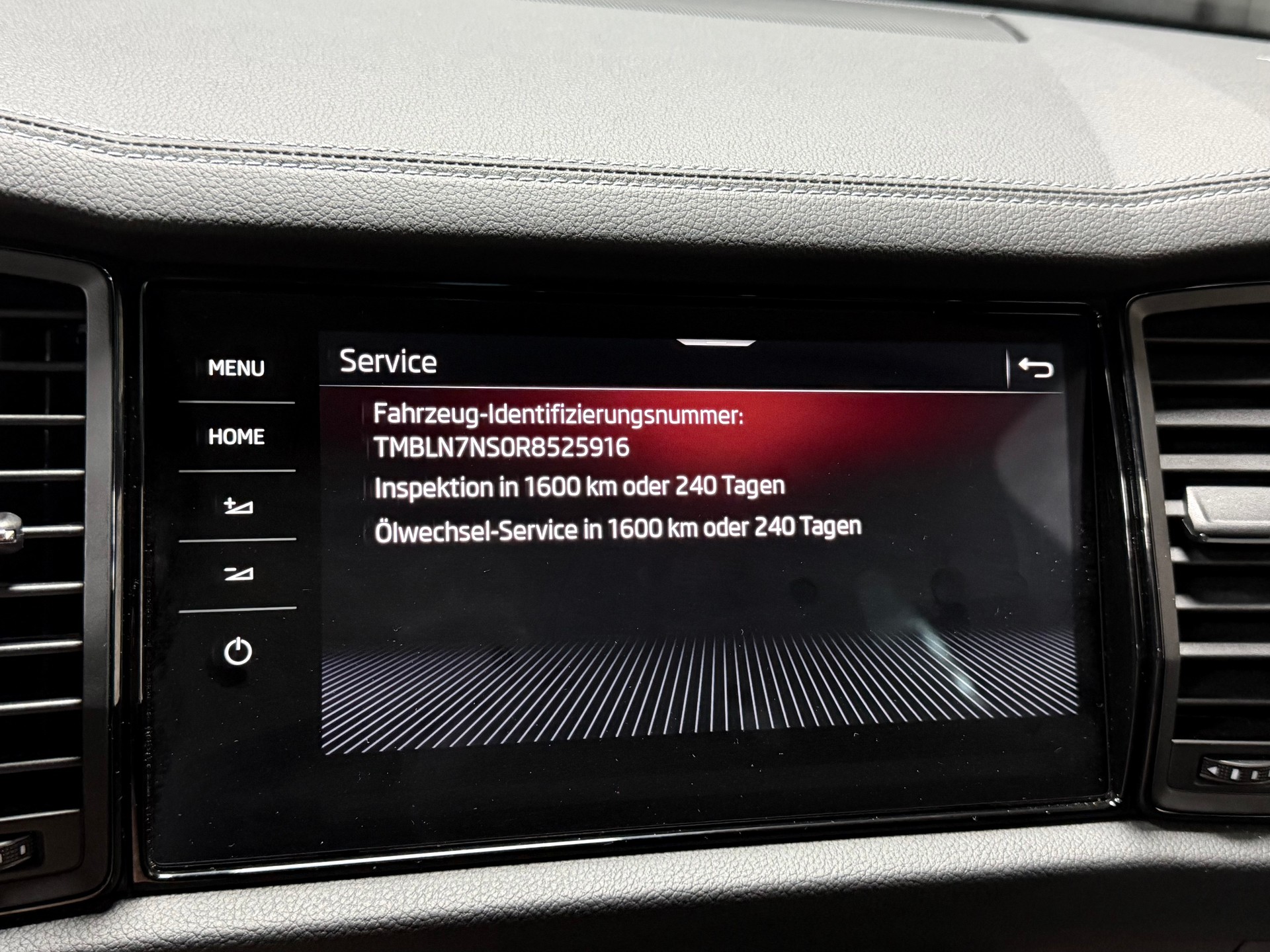 SKODA Kodiaq 2.0 TDI CR SportLine 4x4 DSG-image-19