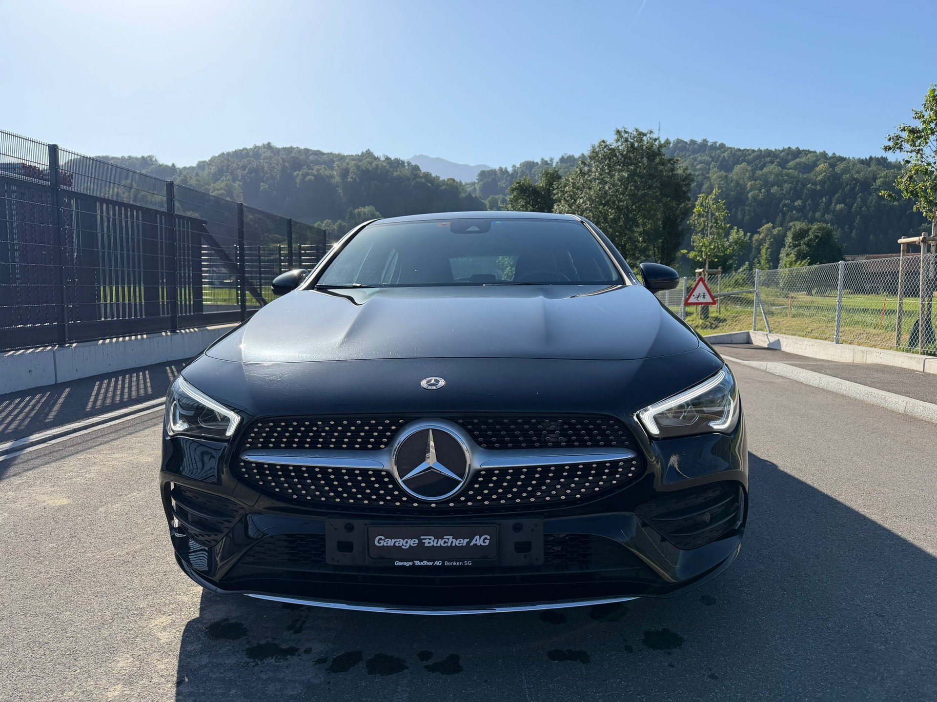 MERCEDES-BENZ CLA Shooting Brake 200 d AMG Line 8G-DCT-image-7