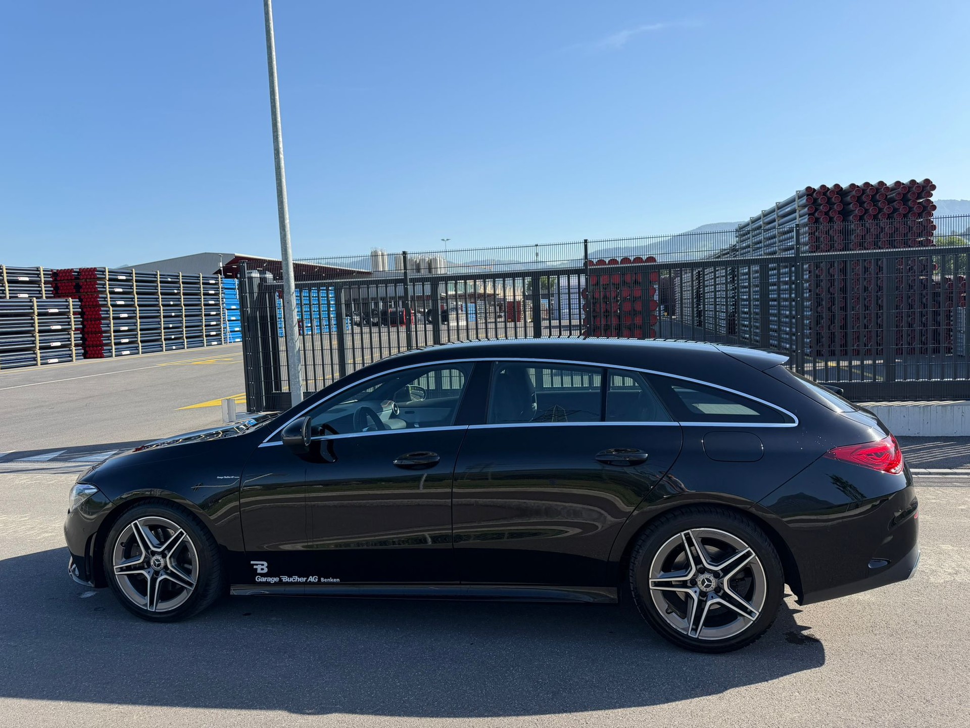 MERCEDES-BENZ CLA Shooting Brake 200 d AMG Line 8G-DCT-image-5