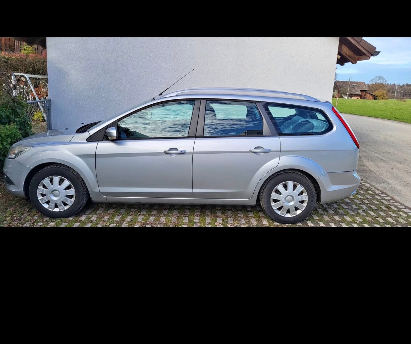 FORD Focus 1.8i Titanium