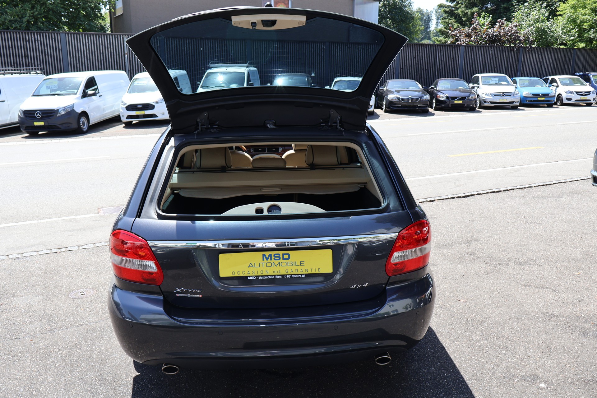 JAGUAR X-Type Estate 3.0 V6 Traction4 Luxury Edition Automatic-image-7