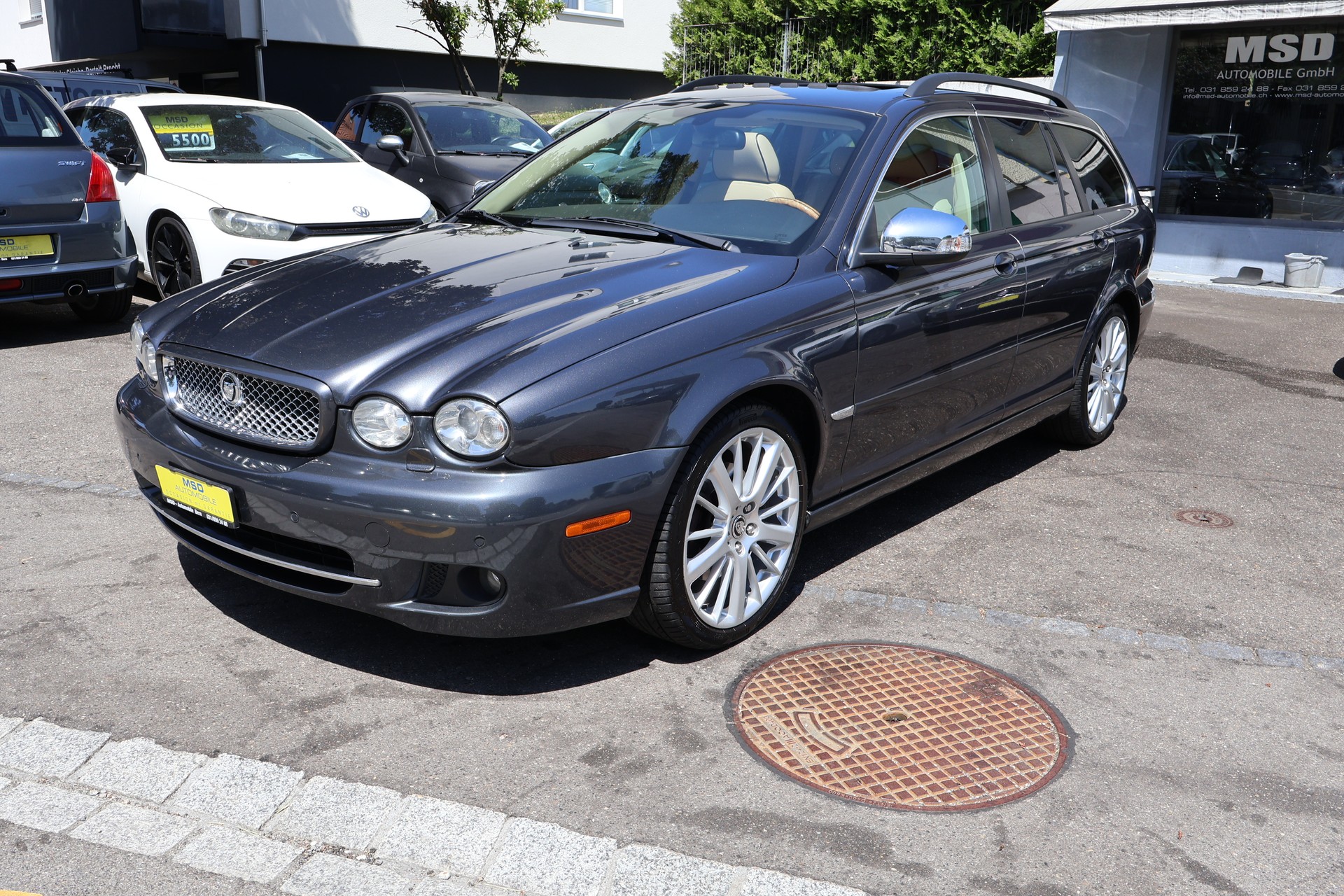 JAGUAR X-Type Estate 3.0 V6 Traction4 Luxury Edition Automatic-image-0