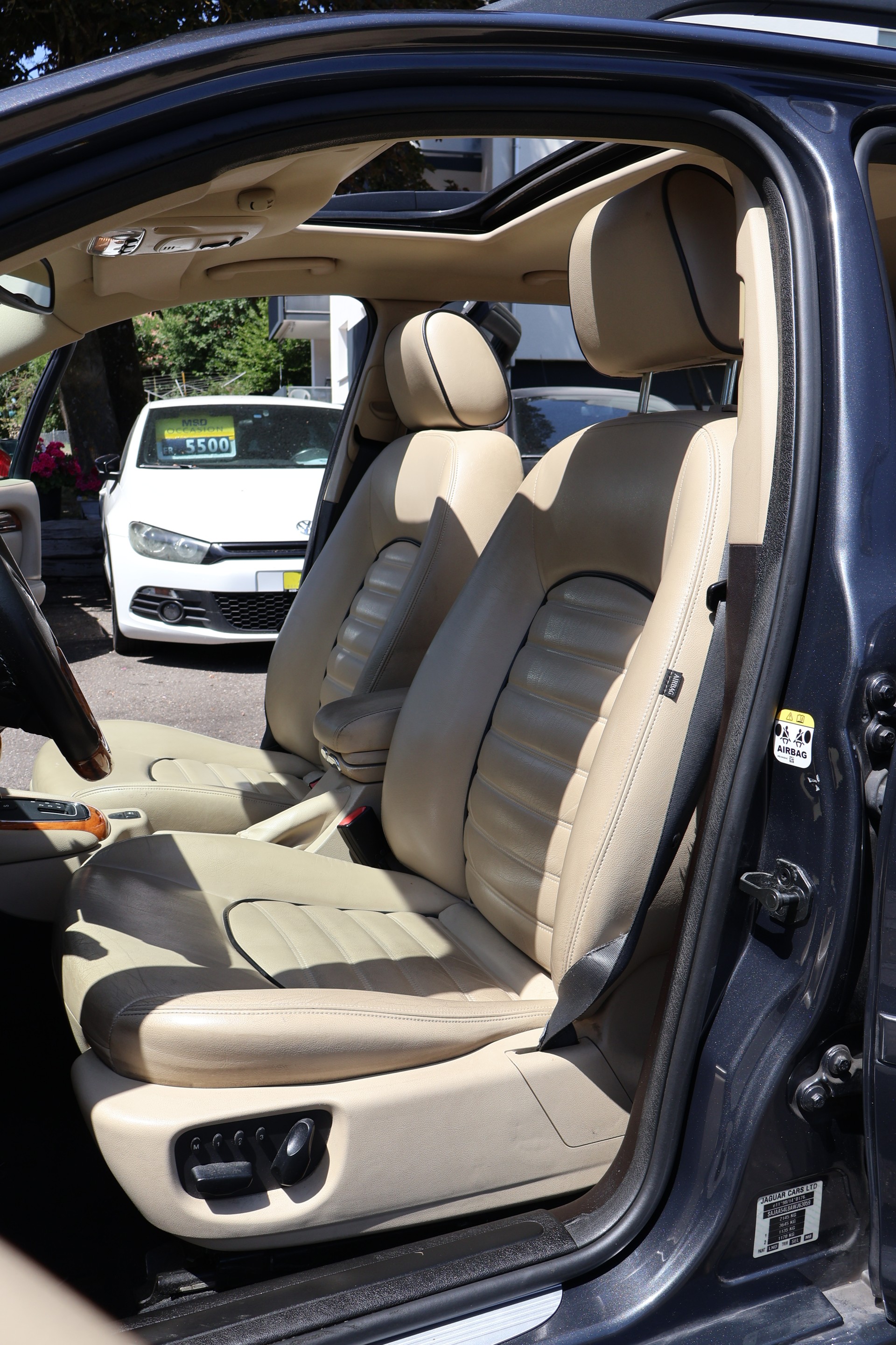 JAGUAR X-Type Estate 3.0 V6 Traction4 Luxury Edition Automatic-image-10