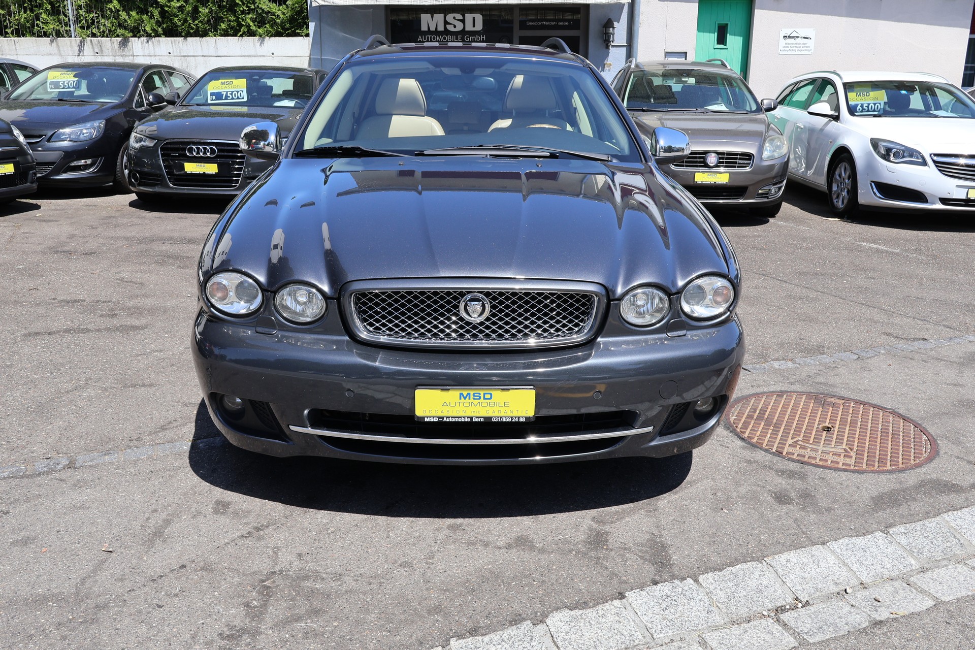JAGUAR X-Type Estate 3.0 V6 Traction4 Luxury Edition Automatic-image-2