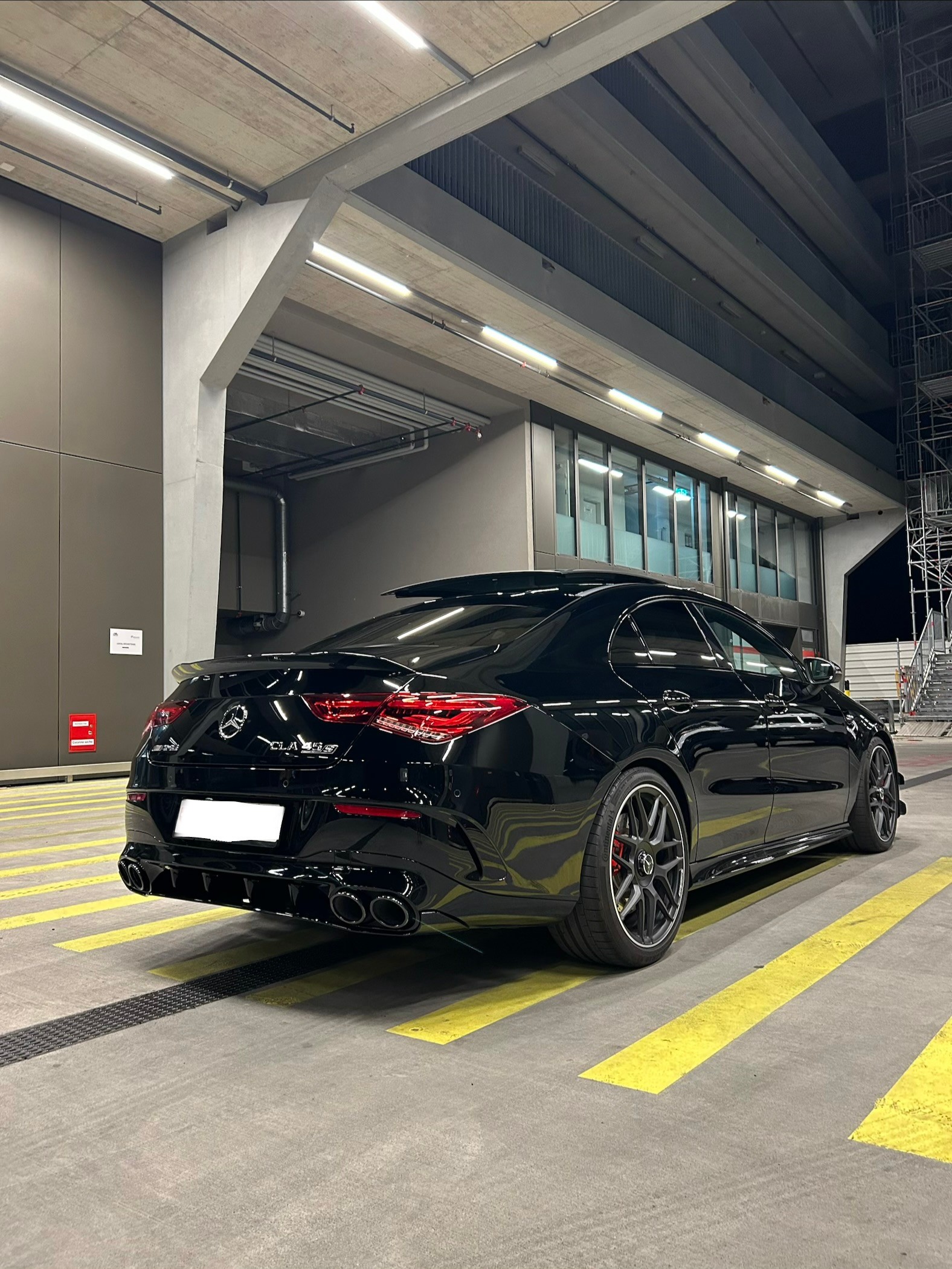 MERCEDES-BENZ CLA 45 S AMG 4matic+-image-5