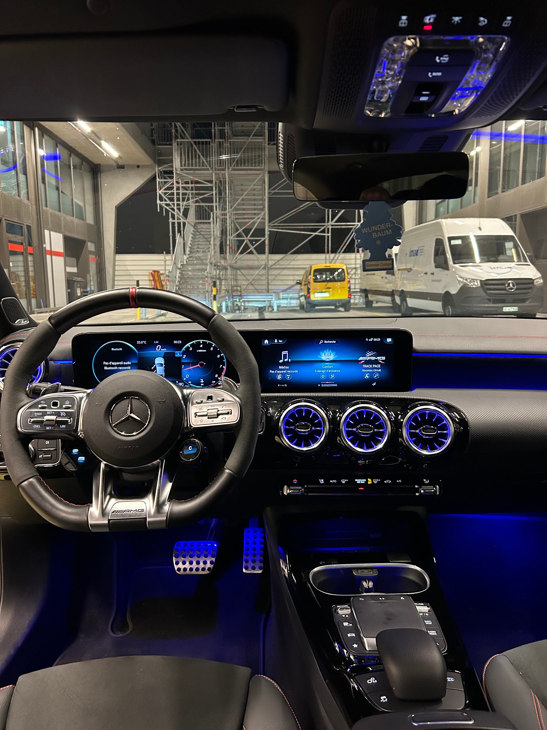MERCEDES-BENZ CLA 45 S AMG 4matic+-image-10