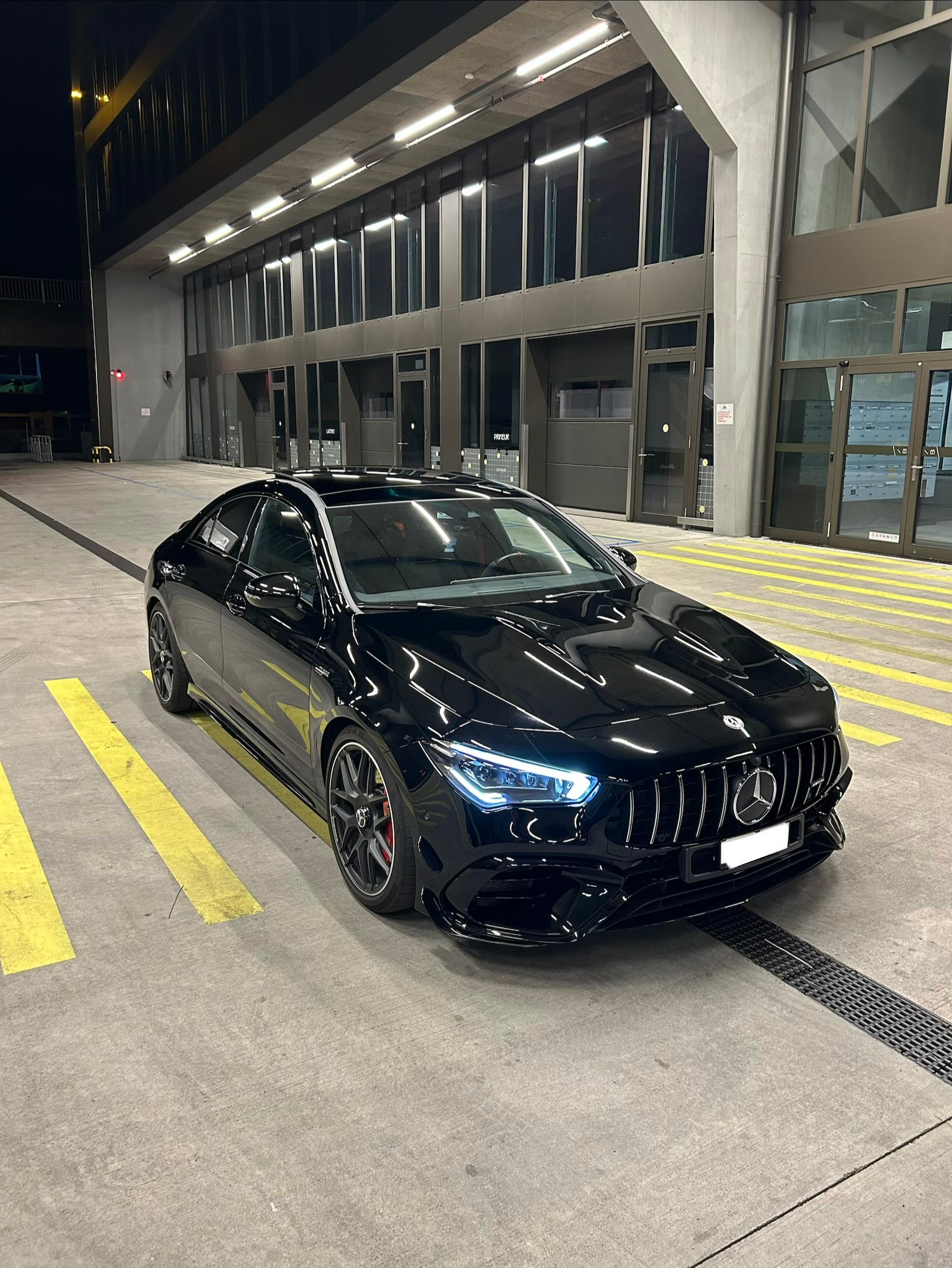 MERCEDES-BENZ CLA 45 S AMG 4matic+-image-6
