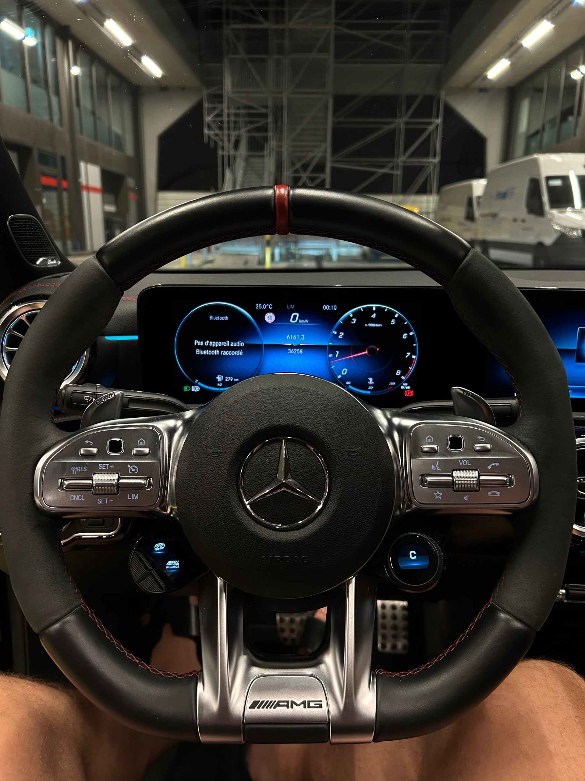 MERCEDES-BENZ CLA 45 S AMG 4matic+-image-9
