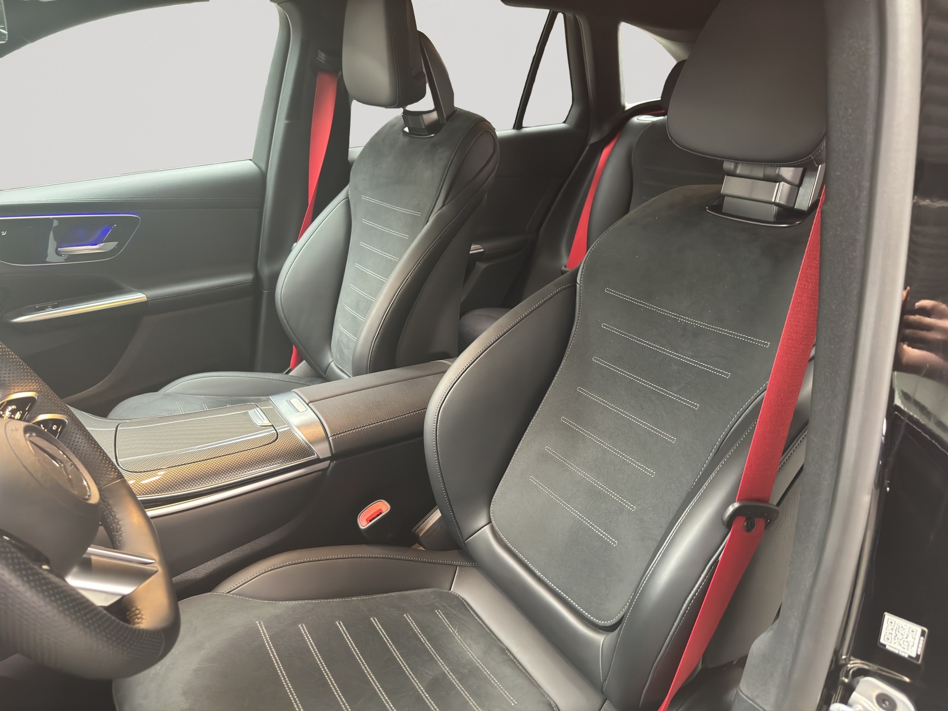 MERCEDES-BENZ GLC 220 d 4Matic 9G-Tronic AMG Edition Night-image-5