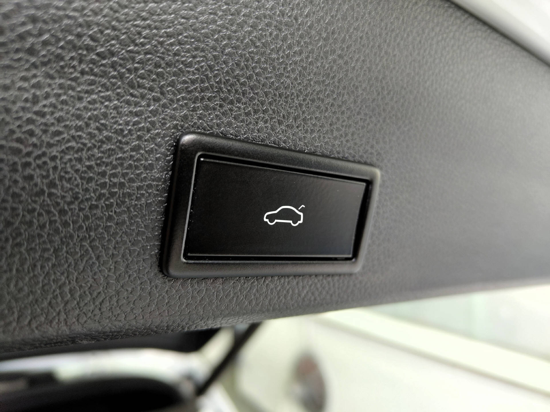 SEAT Ateca 2.0 TSI FR 4Drive DSG-image-13