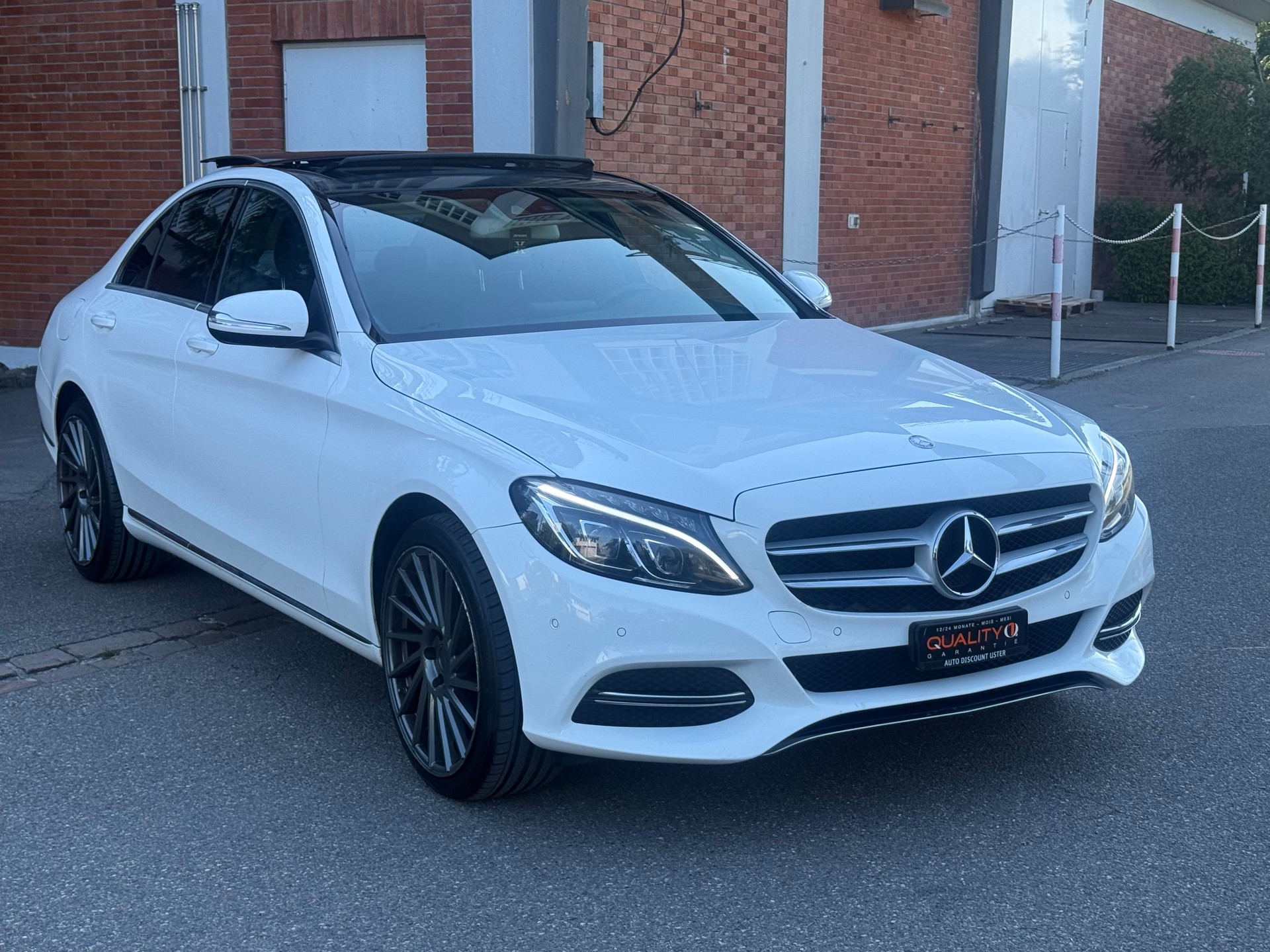 MERCEDES-BENZ C 220 BlueTEC Avantgarde 7G-Tronic-image-2