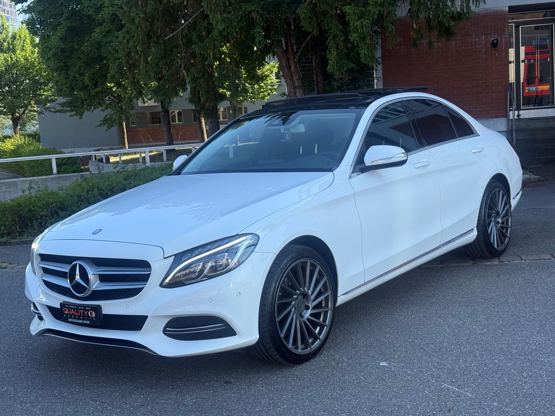 MERCEDES-BENZ C 220 BlueTEC Avantgarde 7G-Tronic-image-1