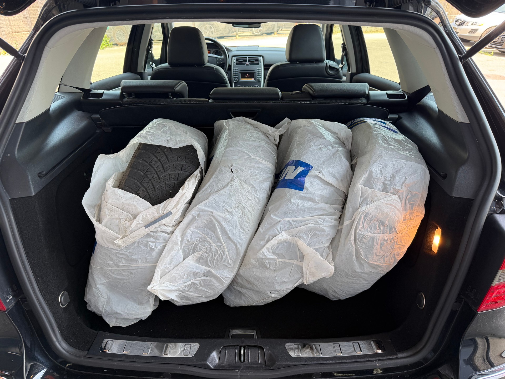 MERCEDES-BENZ B 180 Selection Autotronic-image-13