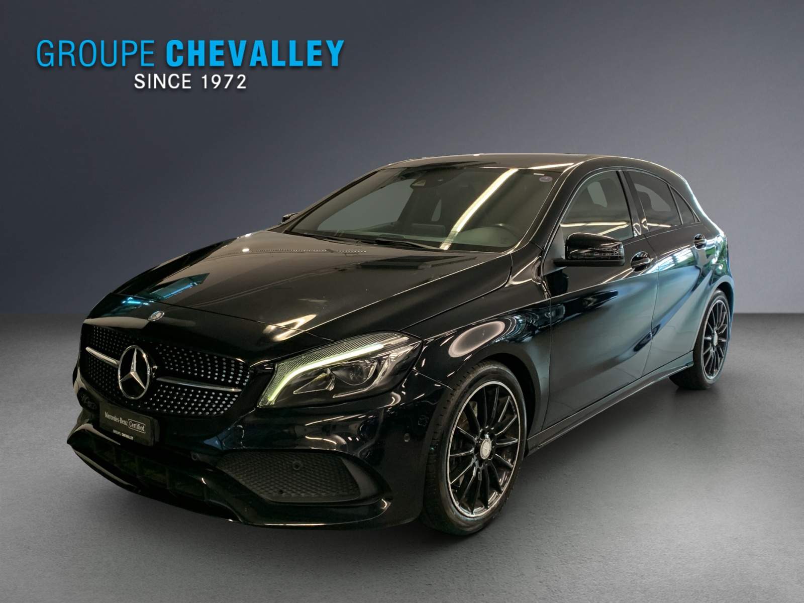 MERCEDES-BENZ A 220 AMG Line 4Matic