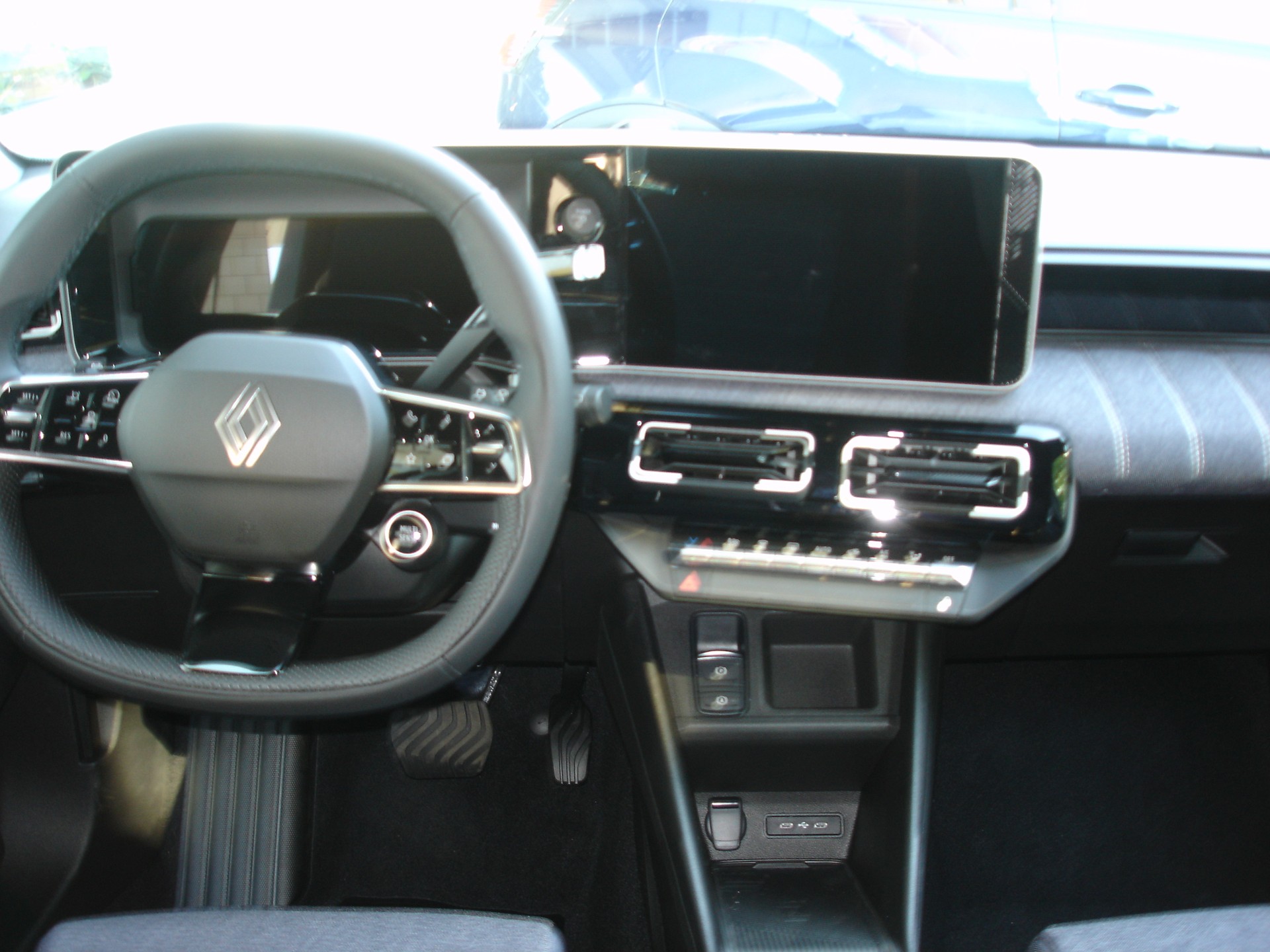 RENAULT R5 E-Tech Comfort Range 52 kWh Techno-image-11