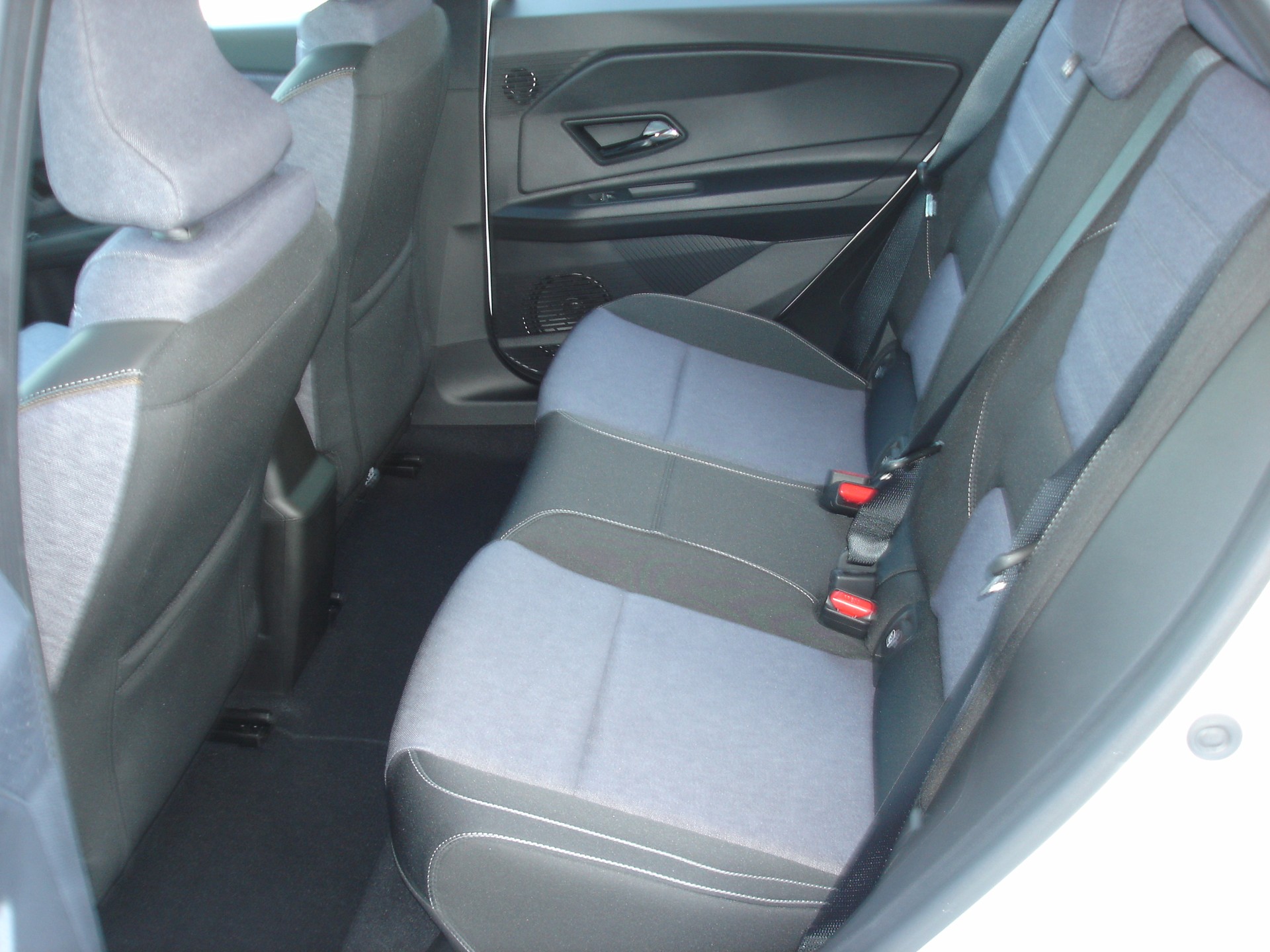 RENAULT R5 E-Tech Comfort Range 52 kWh Techno-image-6