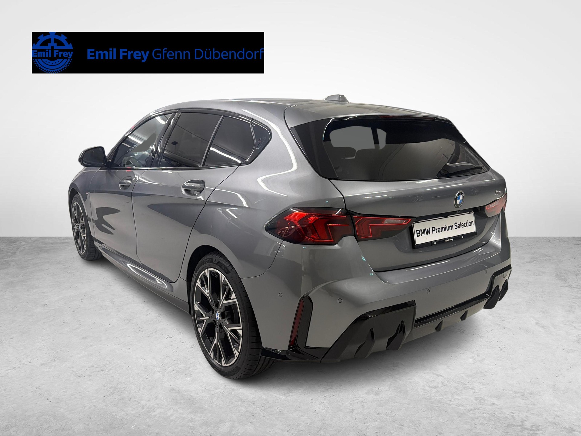 BMW 123 xDrive-image-4