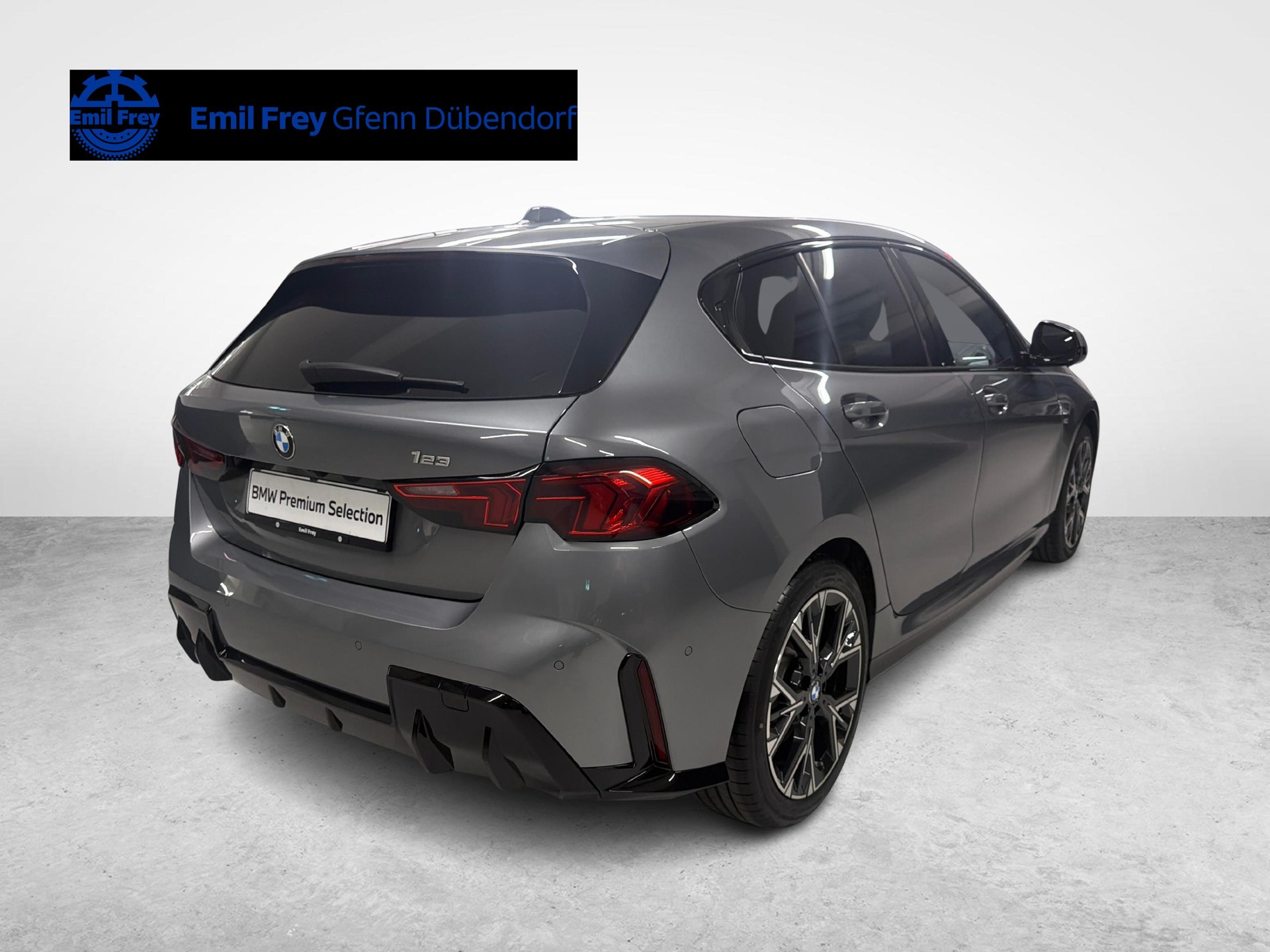BMW 123 xDrive-showroom-element-1