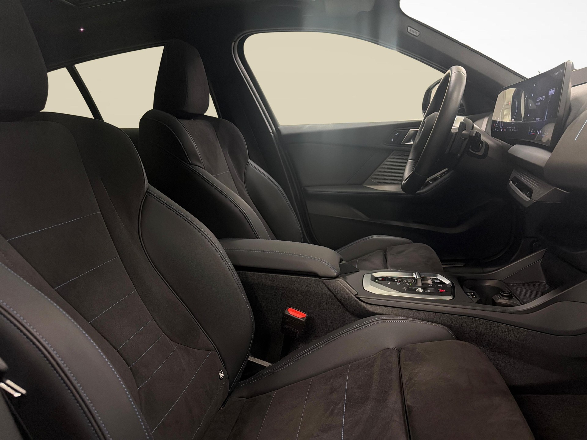 BMW 123 xDrive-image-11