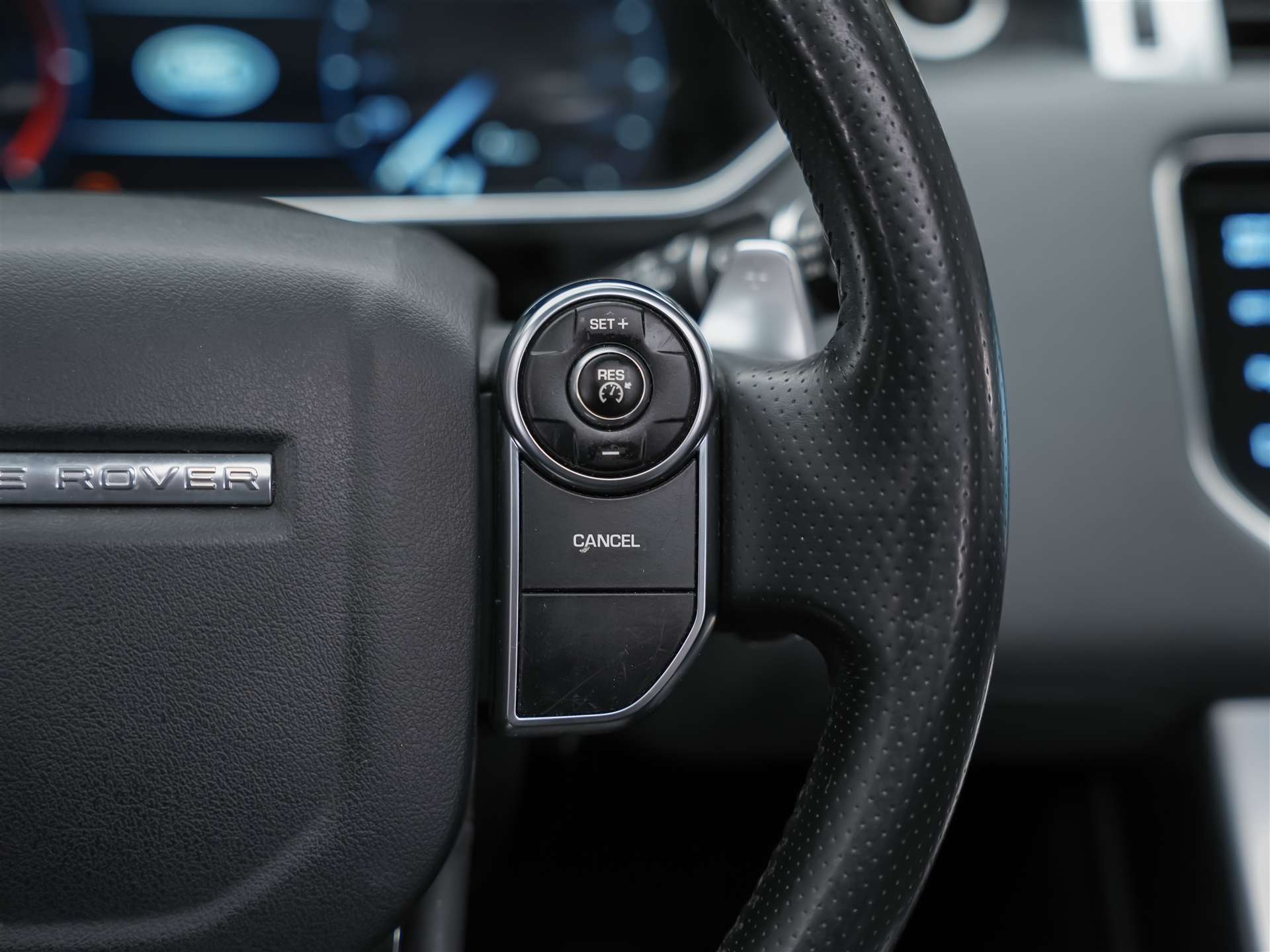 LAND ROVER Range Rover Sport 4.4 SDV8 HSE *Panorama*Merdian Soundsystem*Softclose*-image-32