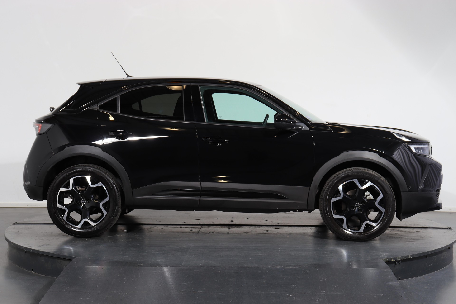 OPEL Mokka 1.2 T 130 Ultimate-image-1