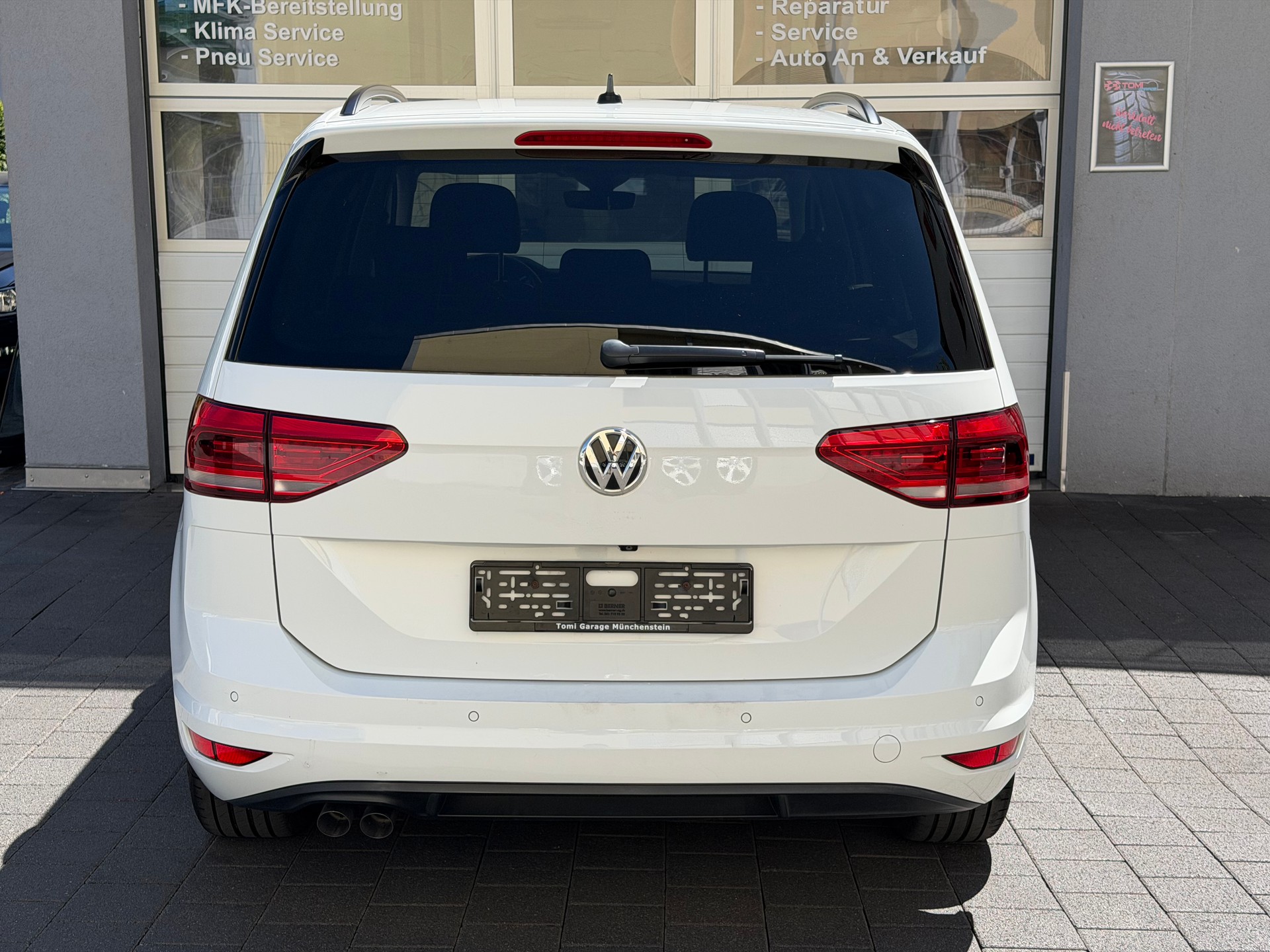 VW Touran 2.0 TDI BlueMotion Technology Comfortline*Ab MFK&Service*Rückfahrkamera*7-Sitzplatz*8-Fach Aluräder*Garantie*-image-8