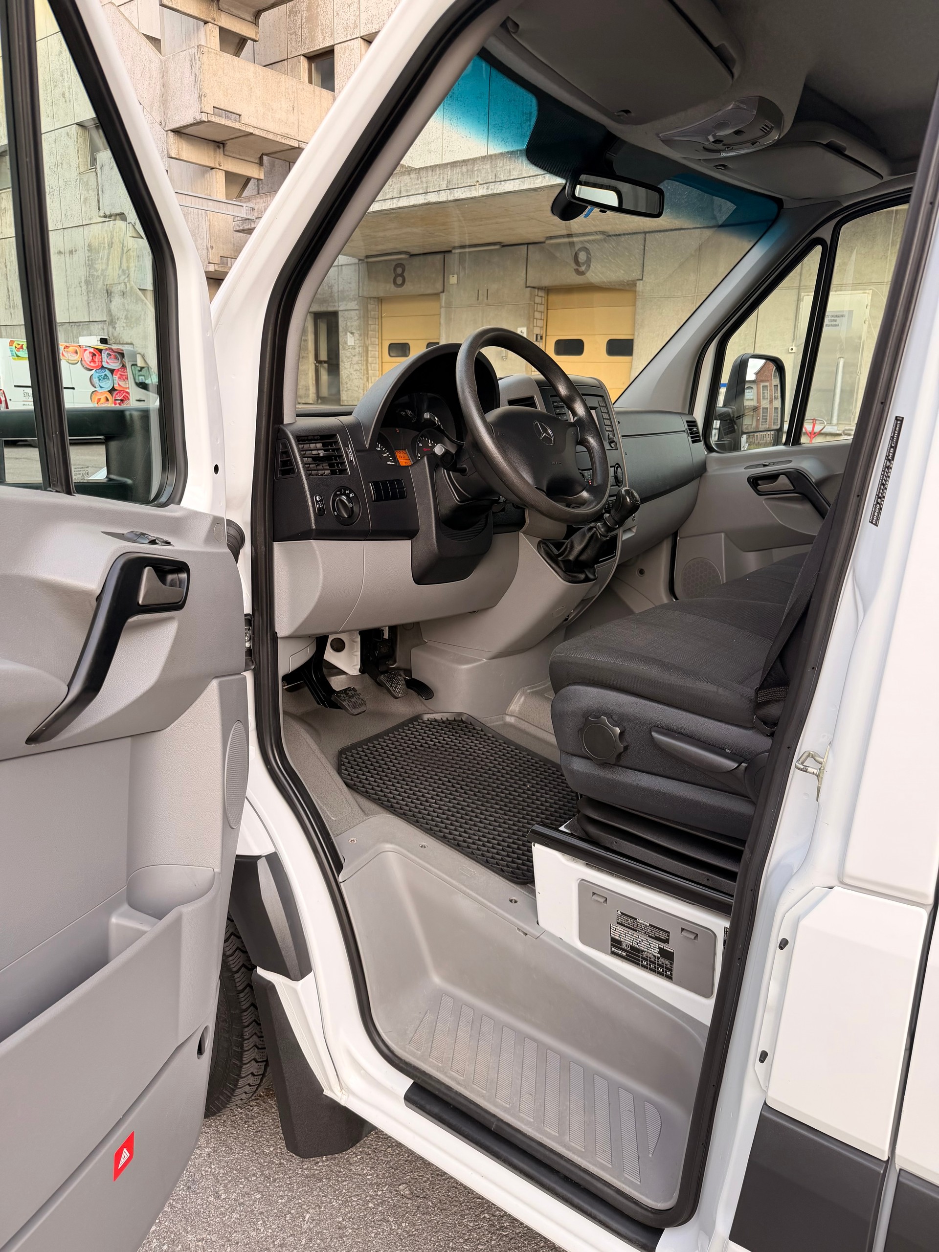 MERCEDES-BENZ Sprinter 319 V6 BlueTec Lang AB MFK-image-7