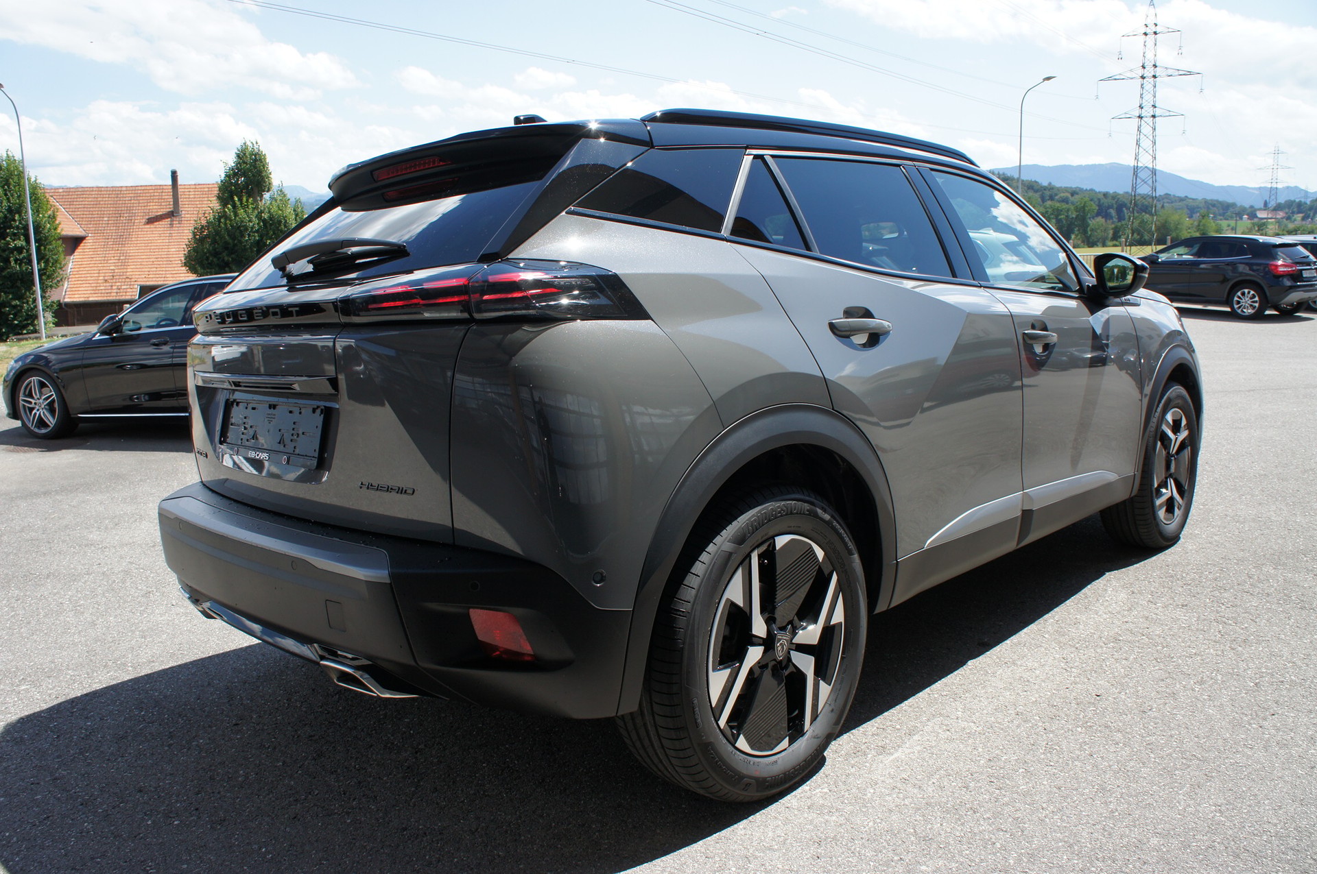 PEUGEOT 2008 1.2 145 MHEV GT-image-4
