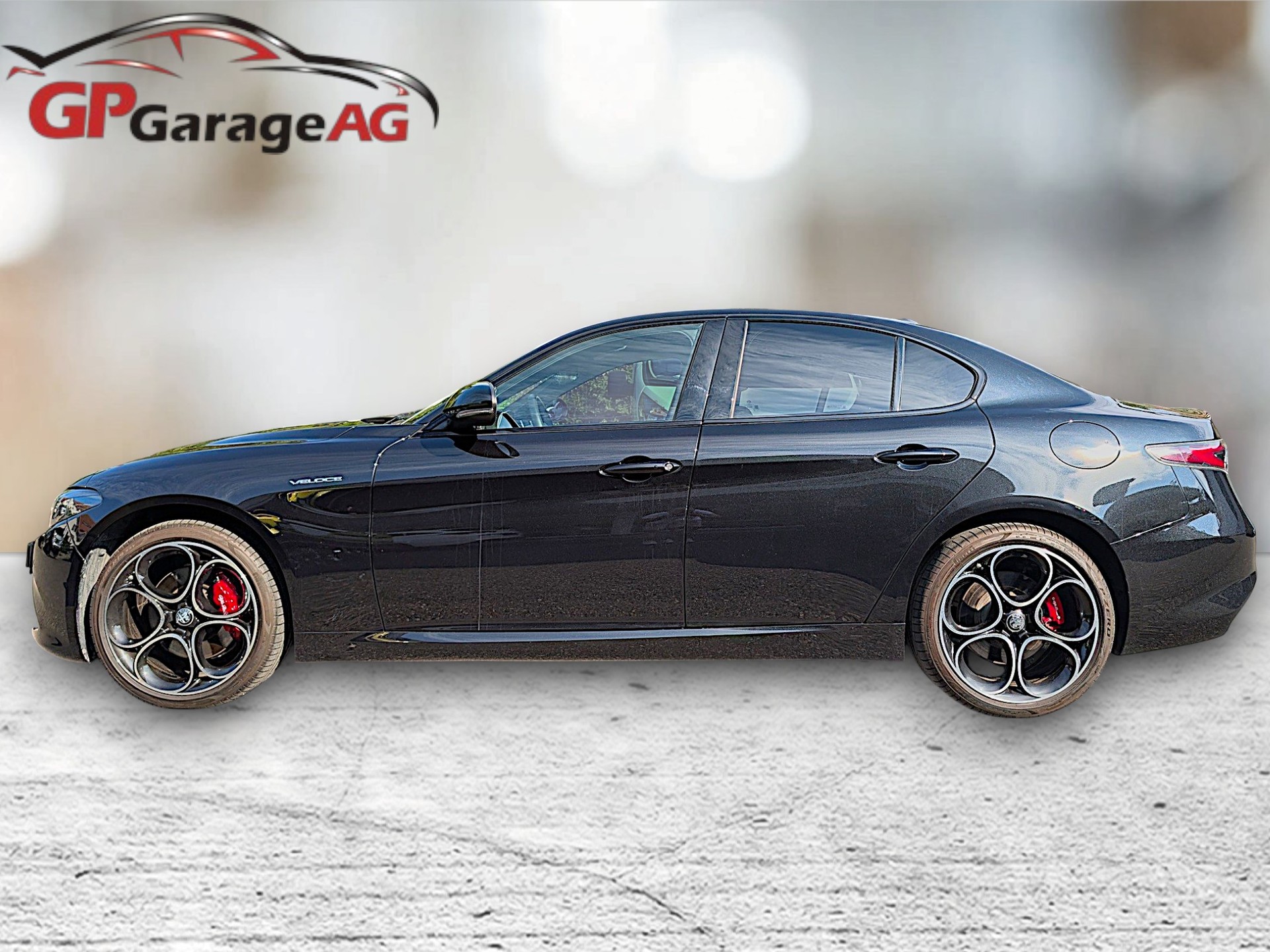 ALFA ROMEO Giulia 2.0 Veloce Q4 AT8-showroom-element-1