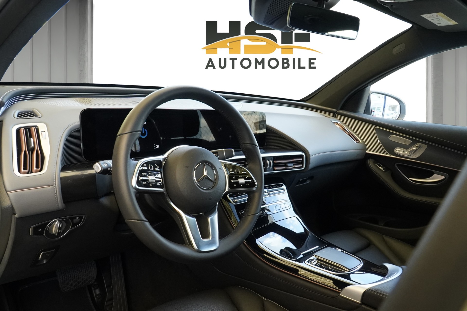 MERCEDES-BENZ EQC 400 4Matic EQ Star *CH Fahrzeug & AHK-1800*-image-9