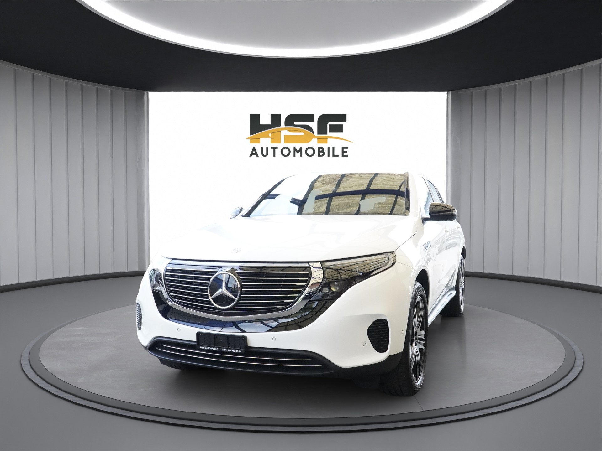 MERCEDES-BENZ EQC 400 4Matic EQ Star *CH Fahrzeug & AHK-1800*-image-5