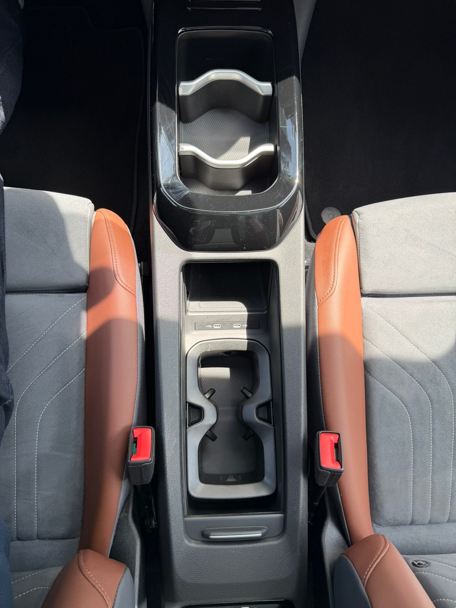VW ID.4 Pro Performance 77 kWh 1ST Max-image-18
