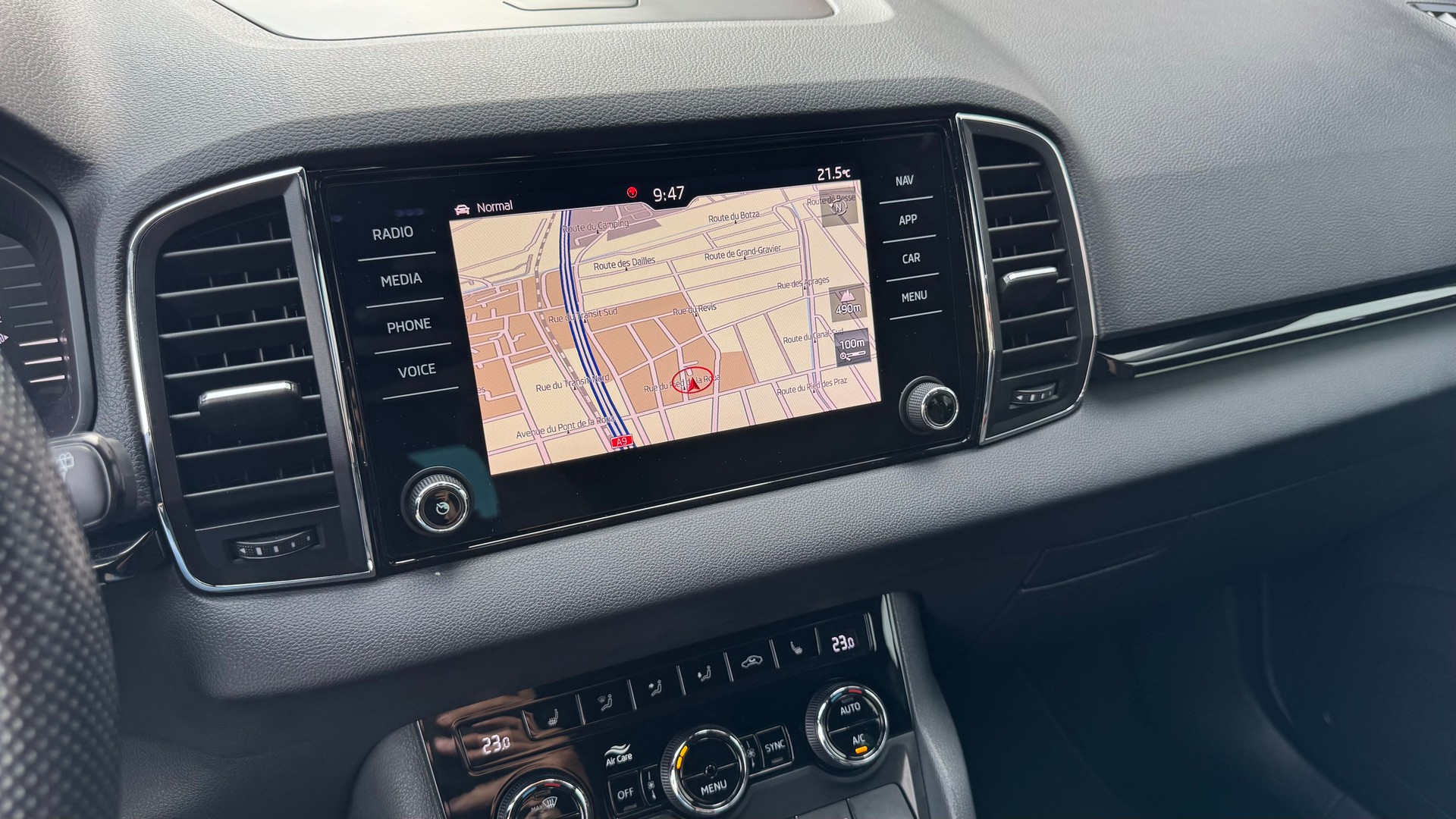 SKODA Karoq 1.5 TSI ACT SportLine DSG-image-23
