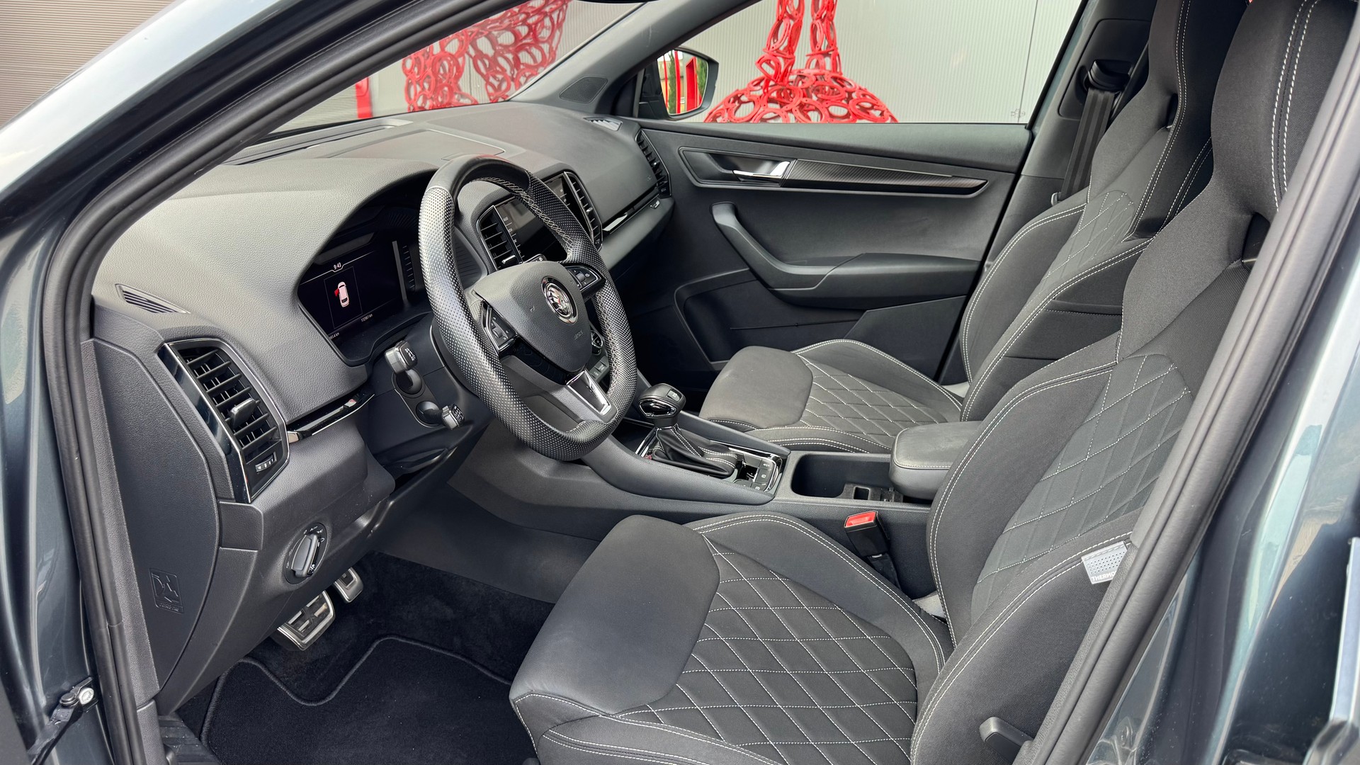 SKODA Karoq 1.5 TSI ACT SportLine DSG-image-10
