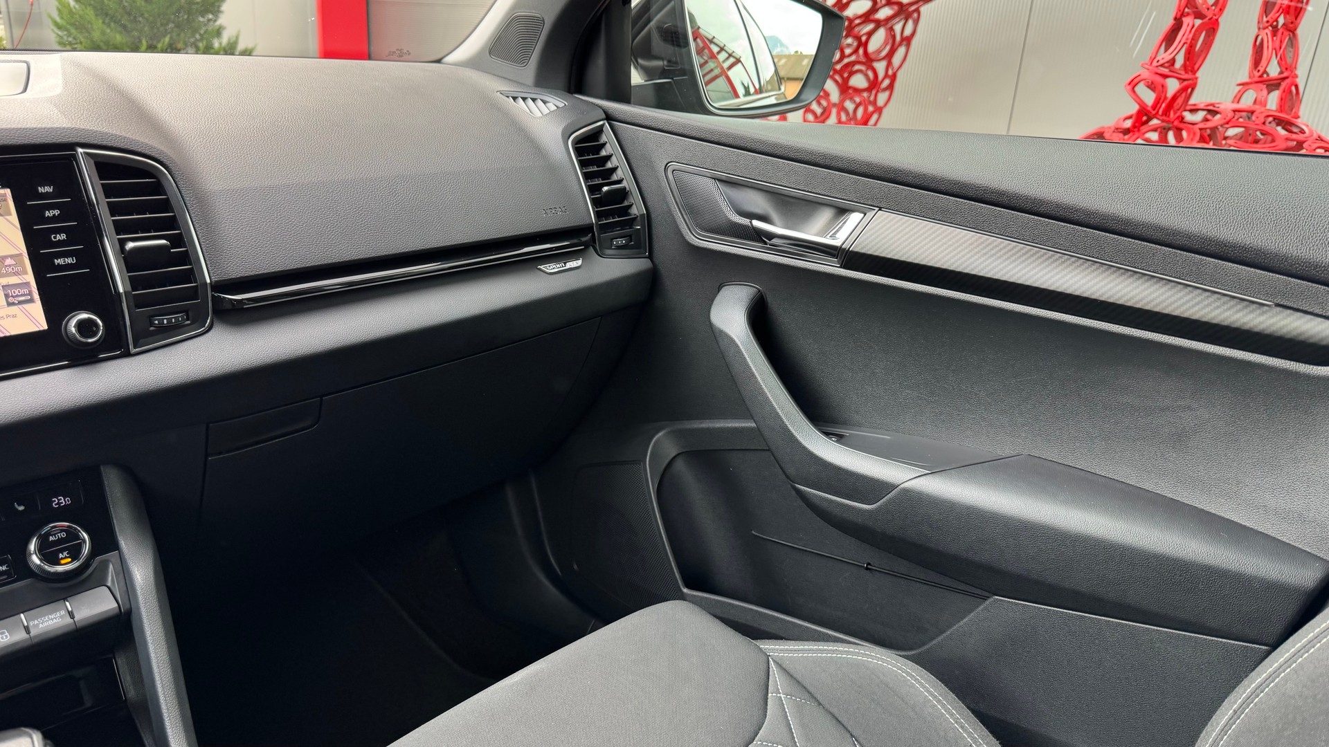 SKODA Karoq 1.5 TSI ACT SportLine DSG-image-14