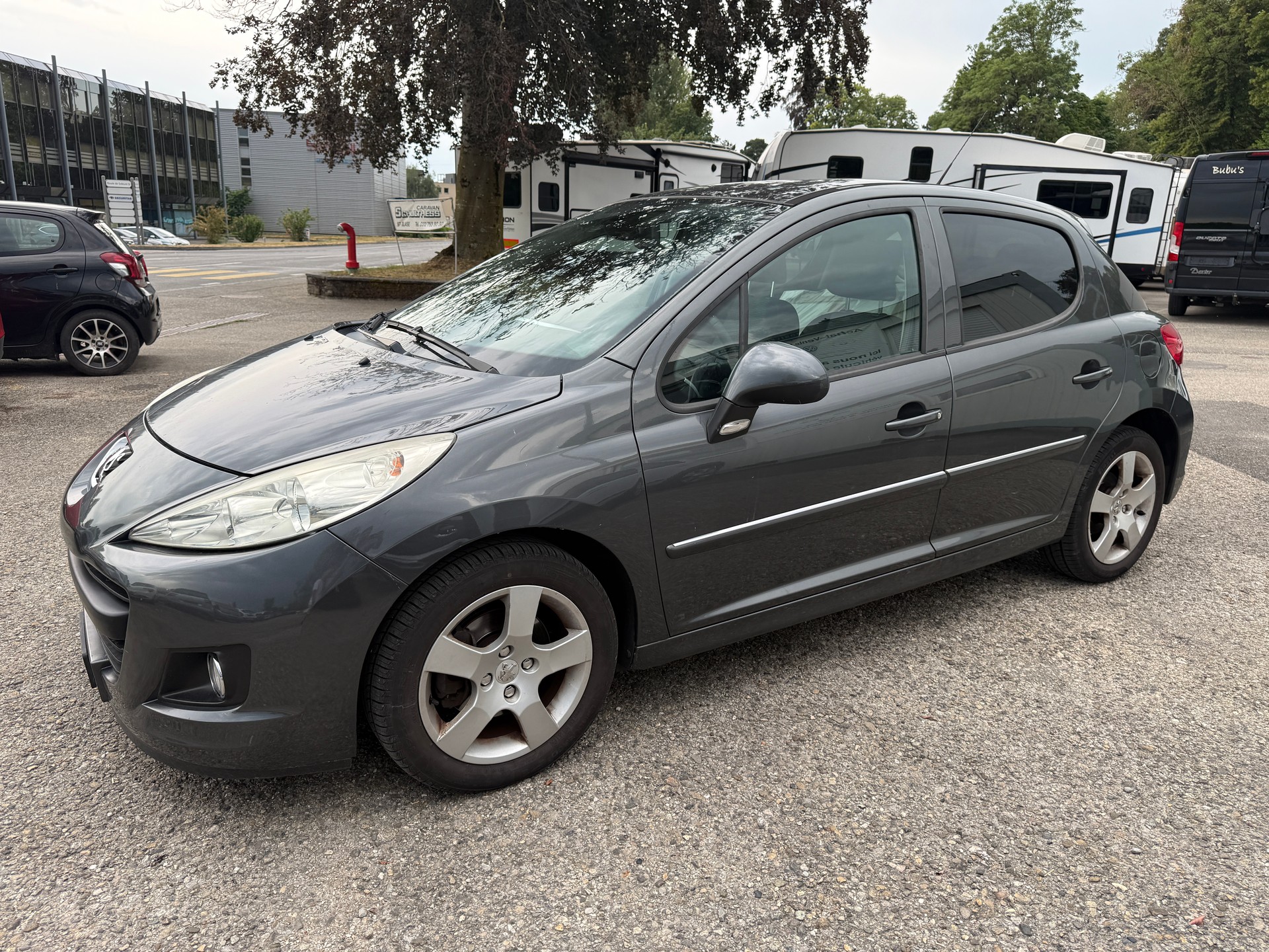 PEUGEOT 207 1.6 16V Lion Edition Automatic-image-6