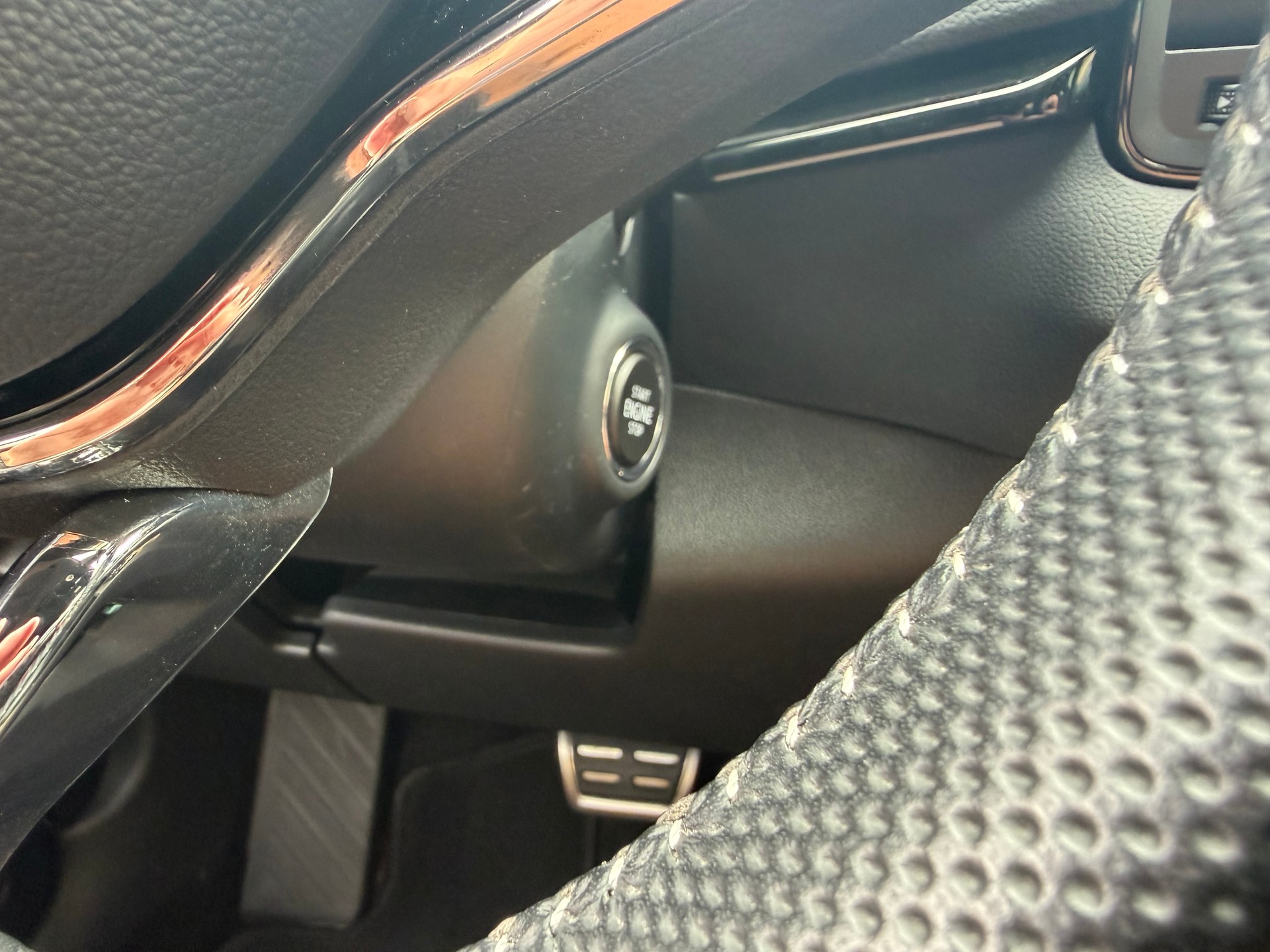 SKODA Karoq 1.5 TSI SportLine DSG-image-14