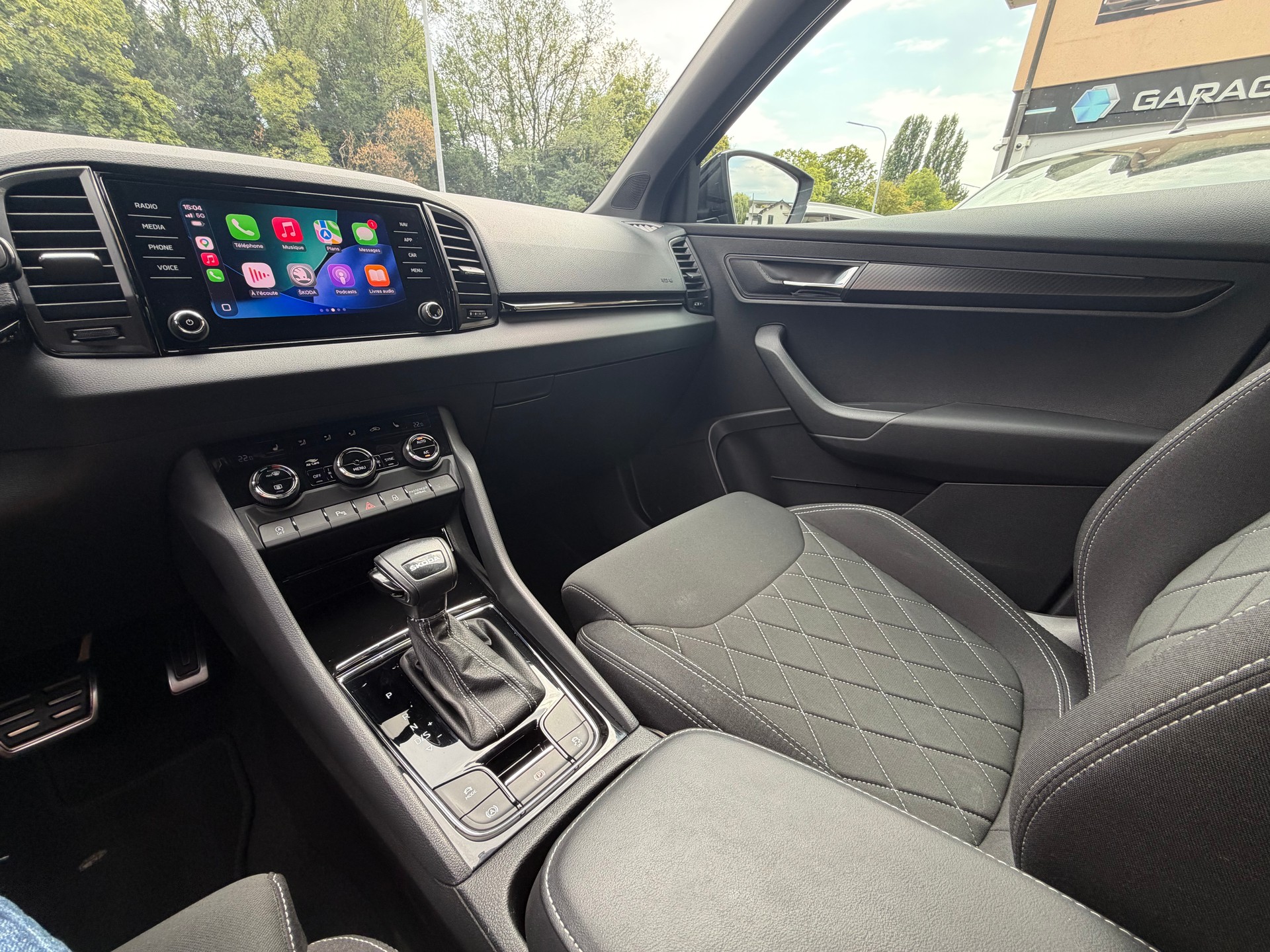 SKODA Karoq 1.5 TSI SportLine DSG-image-25