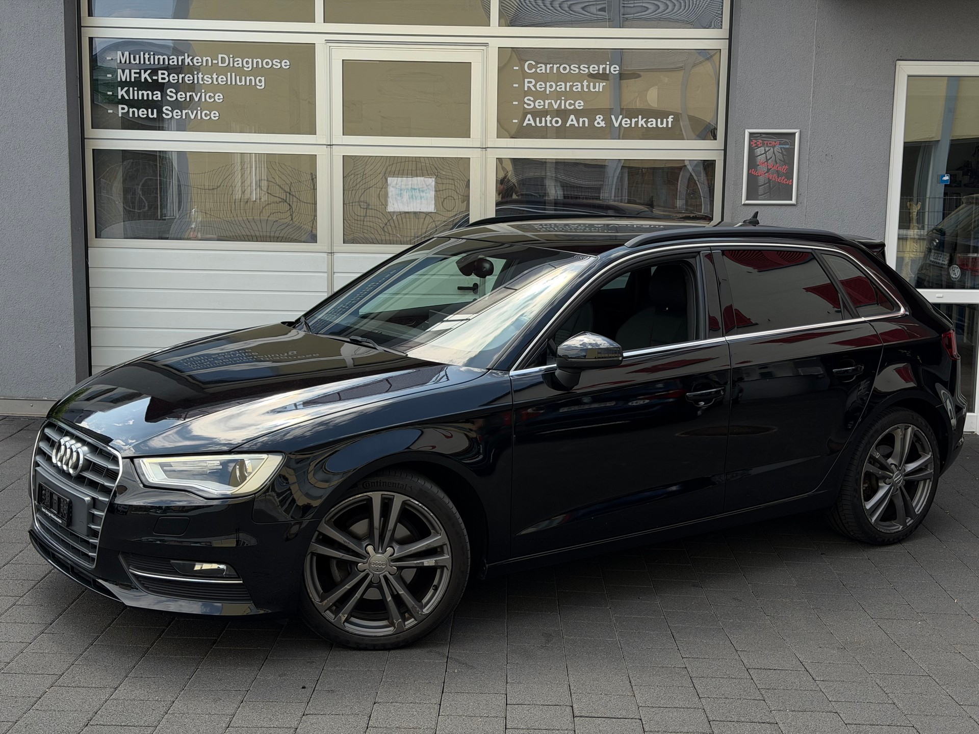 AUDI A3 Sportback 1.4 TFSI Ambiente S-tronic*Ab MFK&Service*Top Austattung*Q1 Garantie*8-Fach Räder*-image-0