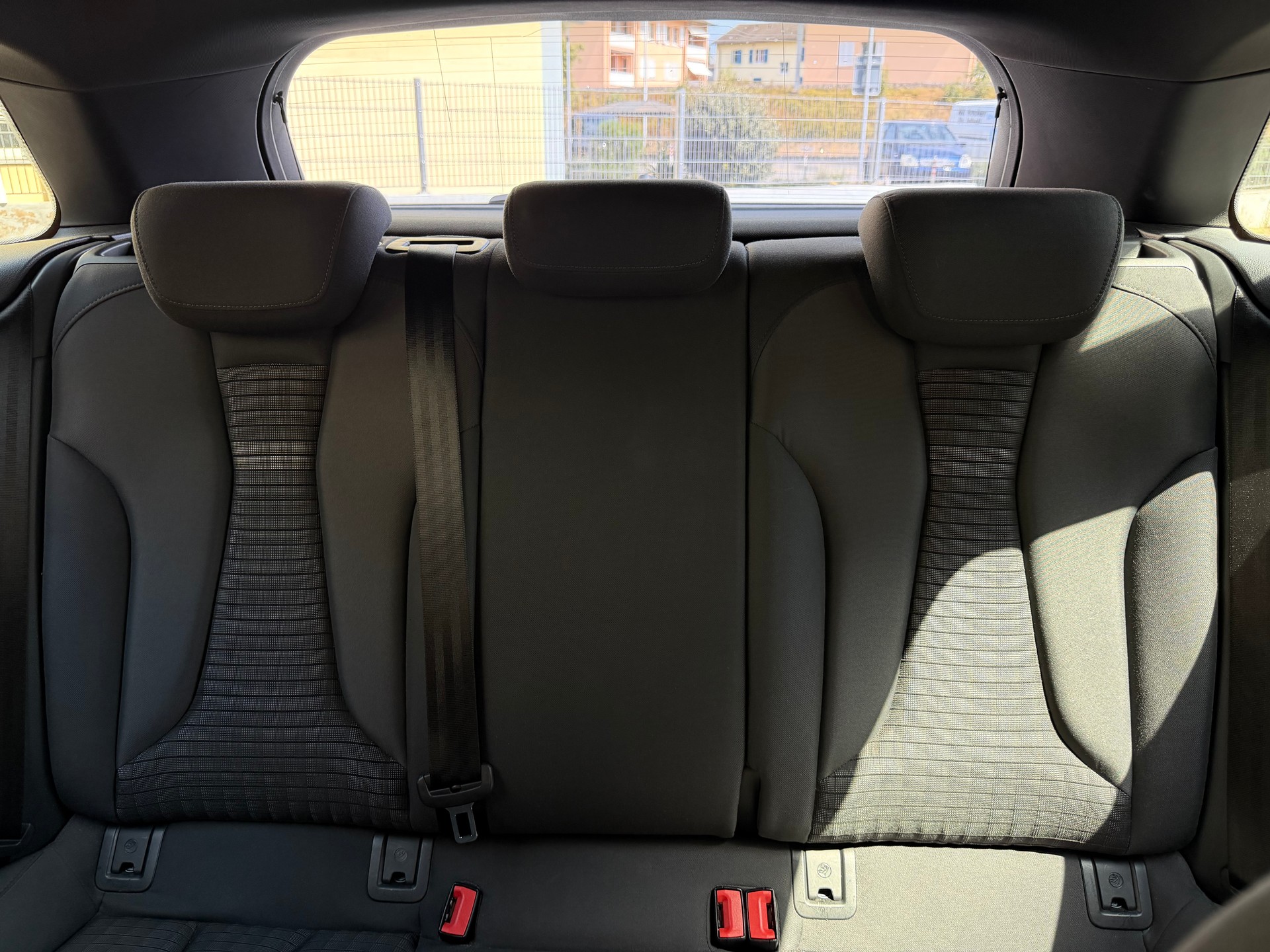 AUDI A3 Sportback 1.4 TFSI Ambiente S-tronic*Ab MFK&Service*Top Austattung*Q1 Garantie*8-Fach Räder*-image-13