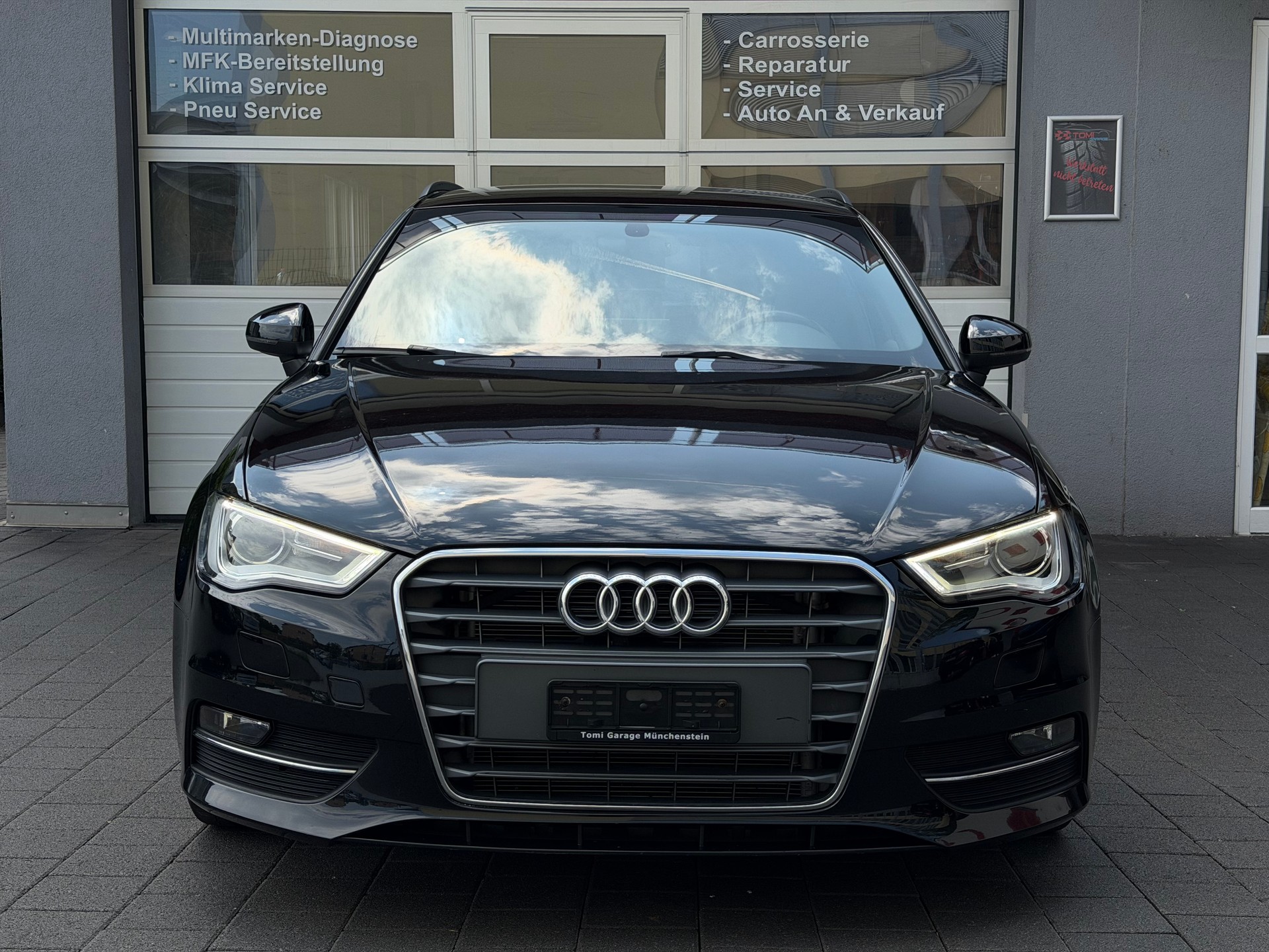 AUDI A3 Sportback 1.4 TFSI Ambiente S-tronic*Ab MFK&Service*Top Austattung*Q1 Garantie*8-Fach Räder*-image-3
