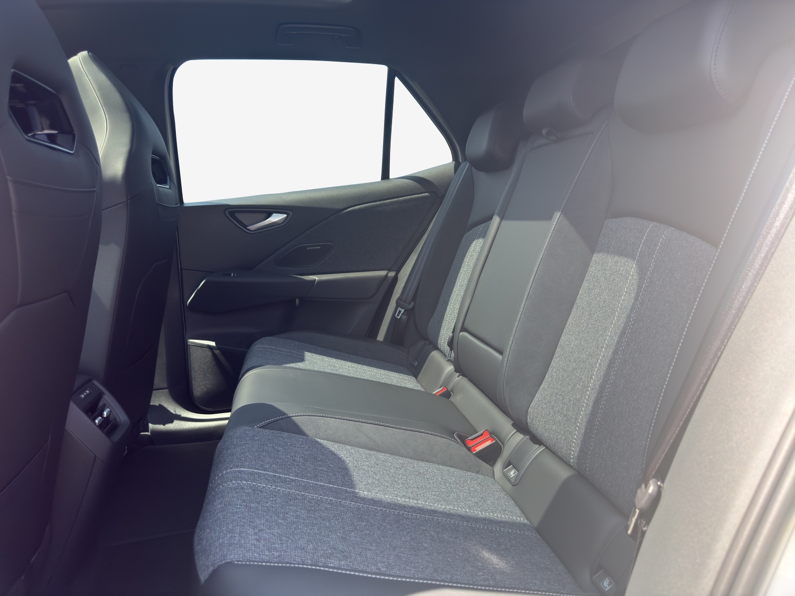 VW ID.3 Neo 79 kWh 231 PS Style-image-11