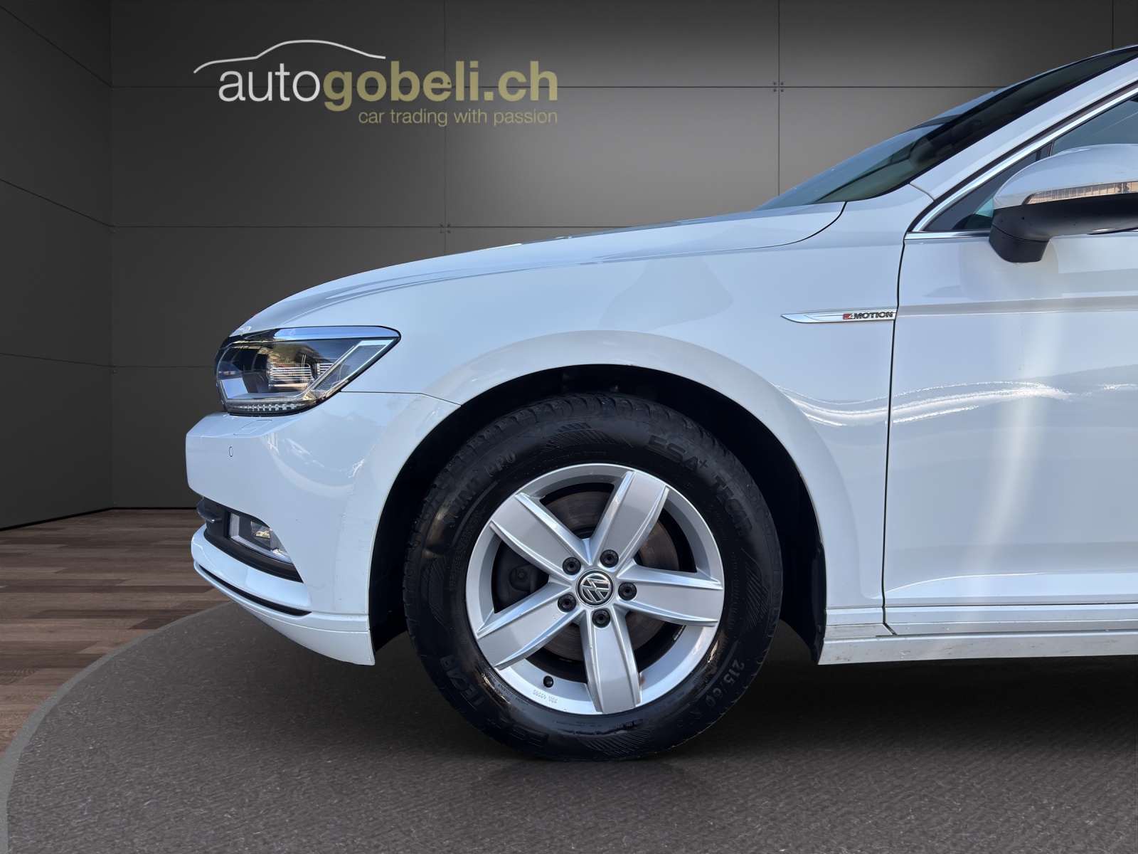 VW Passat Variant 2.0 TDI SCR BMT Comfortline 4Motion-image-14