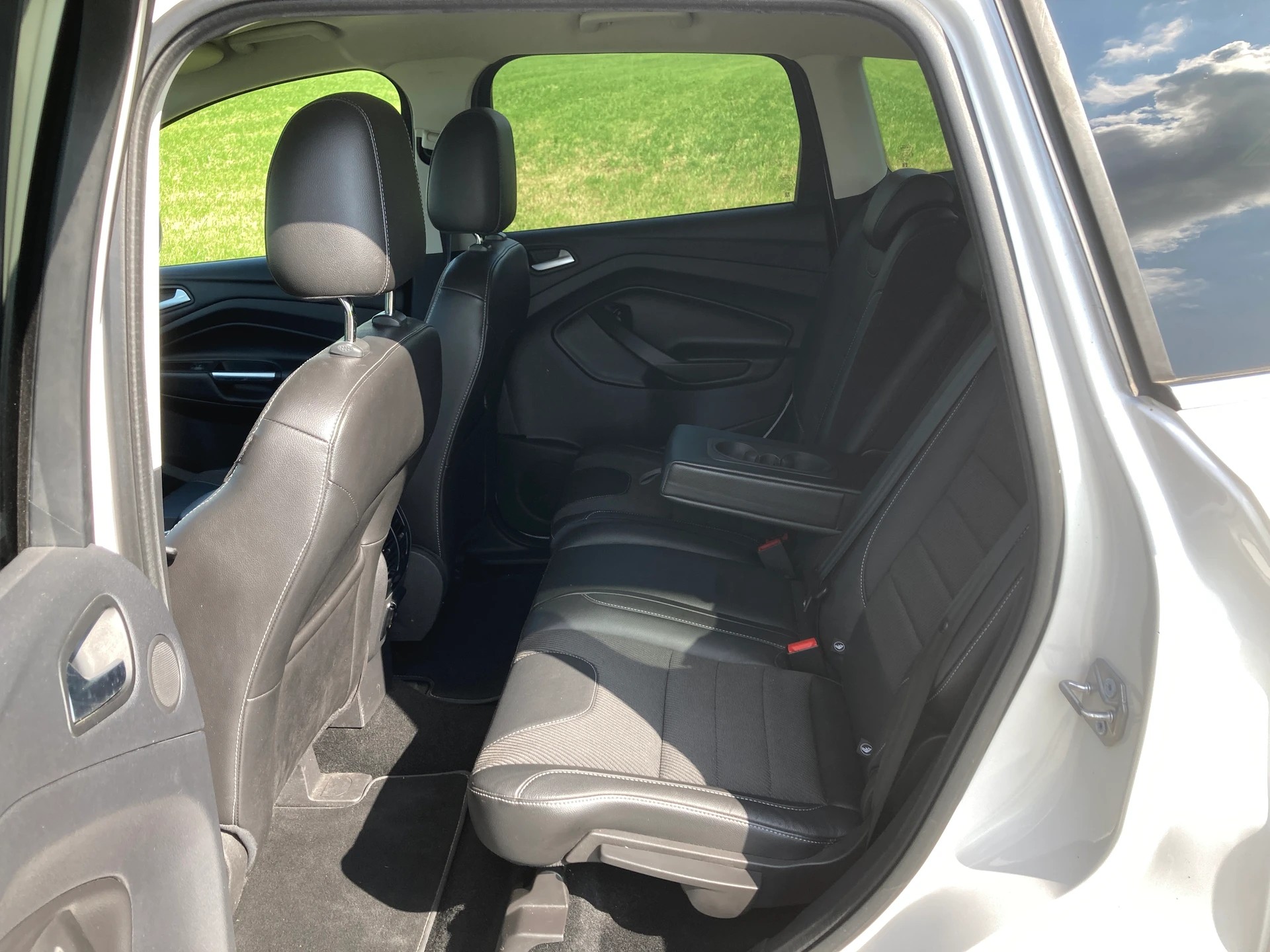 FORD Kuga 2.0 TDCi Titanium S 4WD PowerShift-image-6