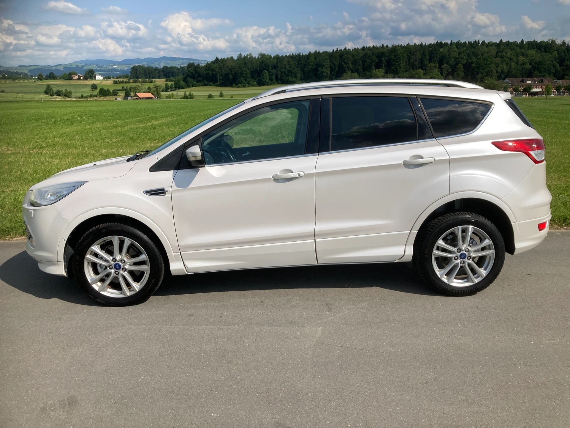 FORD Kuga 2.0 TDCi Titanium S 4WD PowerShift-image-4