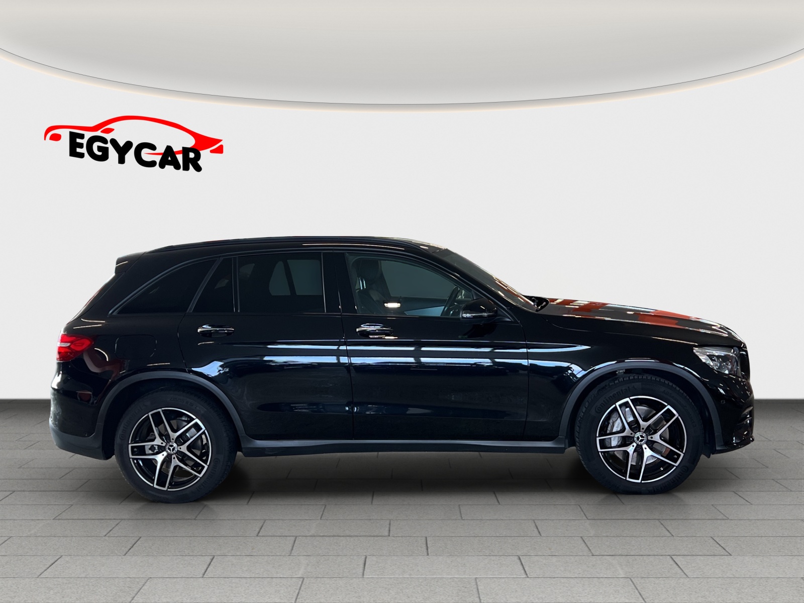 MERCEDES-BENZ GLC 250 d AMG Line 4Matic 9G-Tronic-image-7