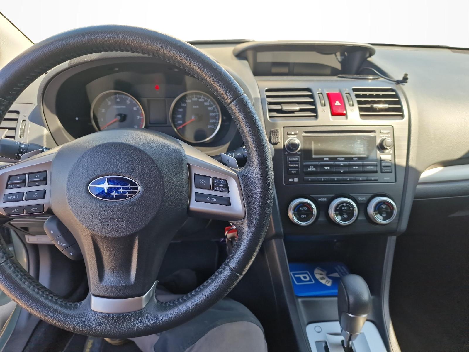SUBARU XV 2.0i Swiss Two-image-8