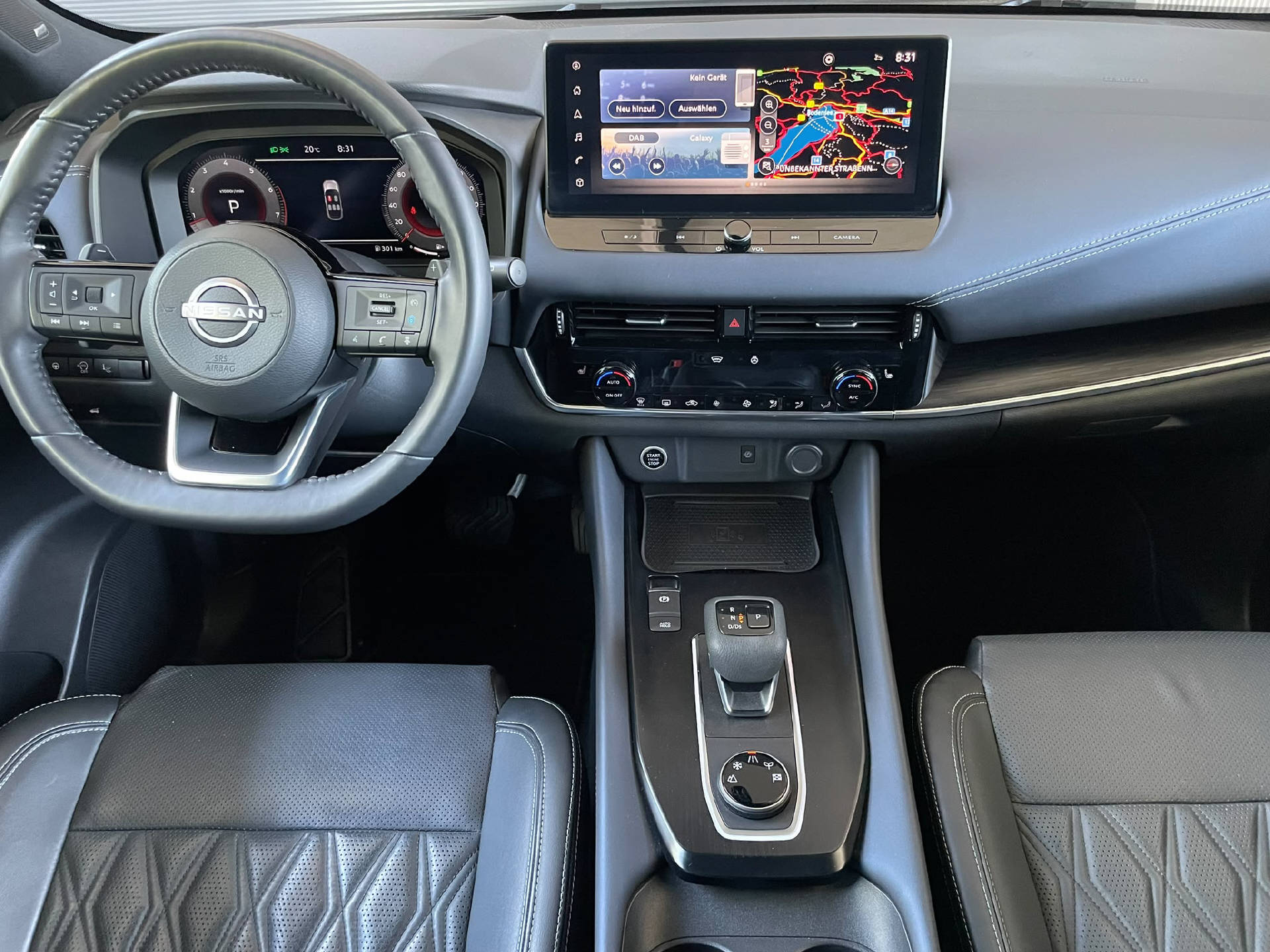 NISSAN Qashqai 1.3 DIG-T N-Connecta 4x4-image-6