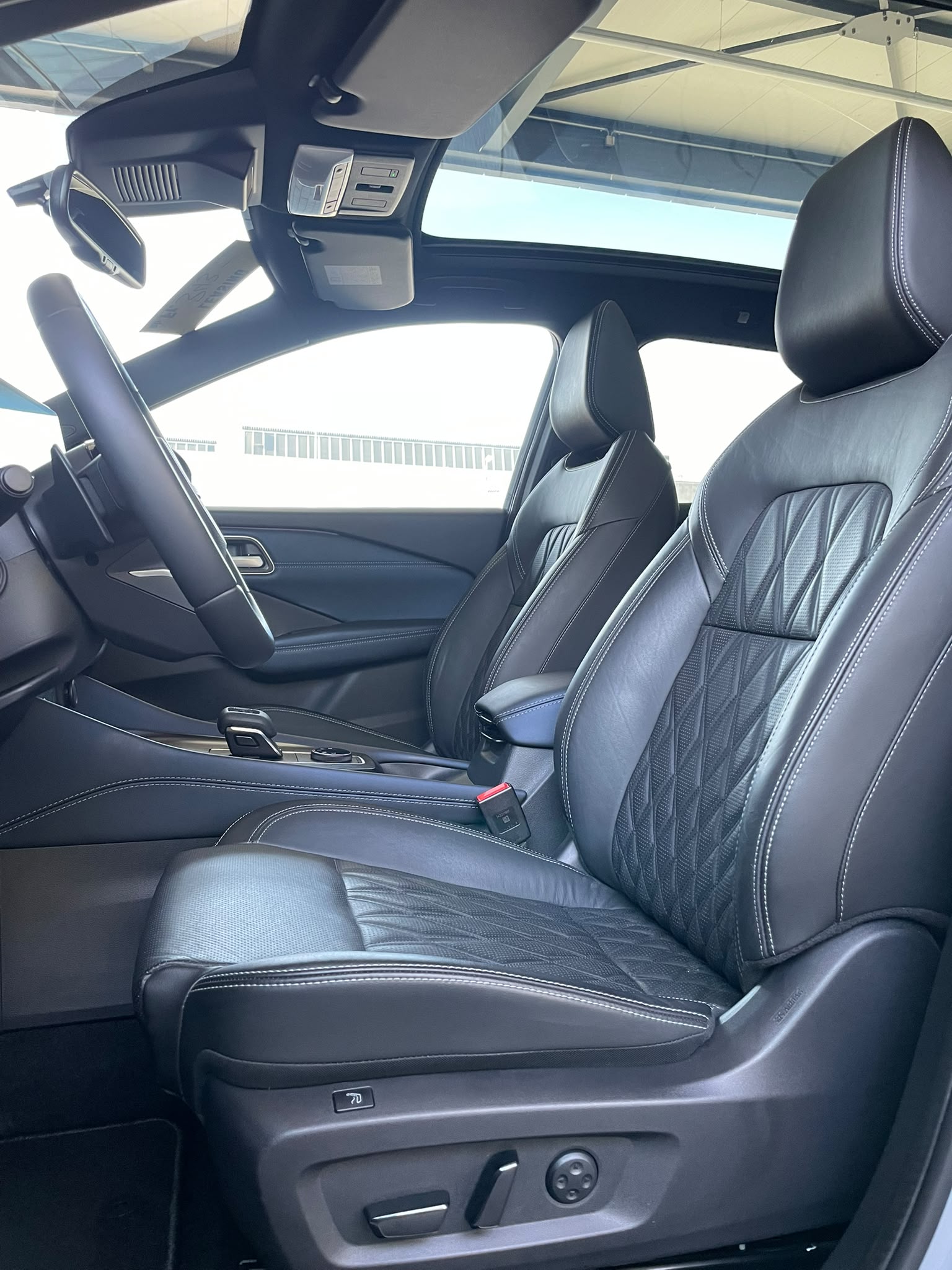 NISSAN Qashqai 1.3 DIG-T N-Connecta 4x4-image-5
